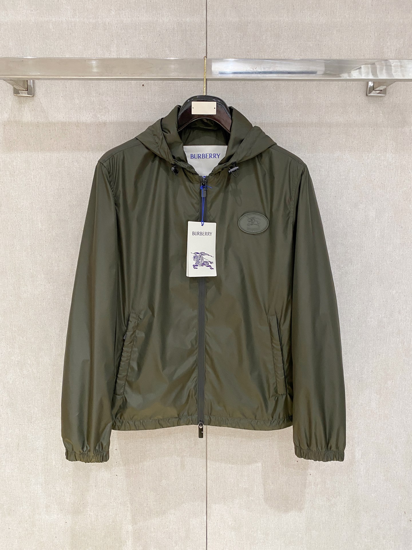 Veste à capuche Burberry en coton mélangé, couleur olive, pour homme