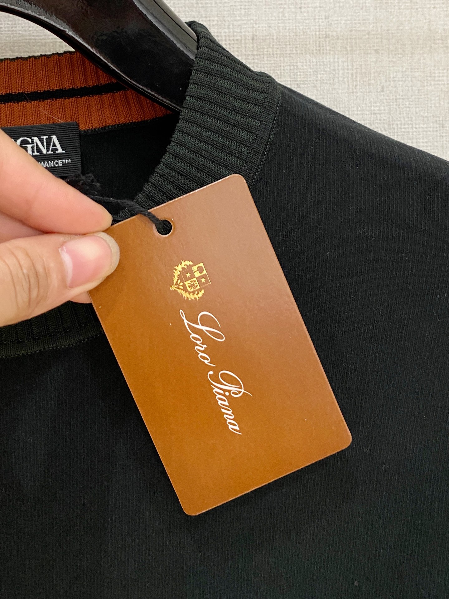 P672 Zegna 2025 new winter long-sleeve vest Black, white, purple, green. Number: M-3XL - 图片 5