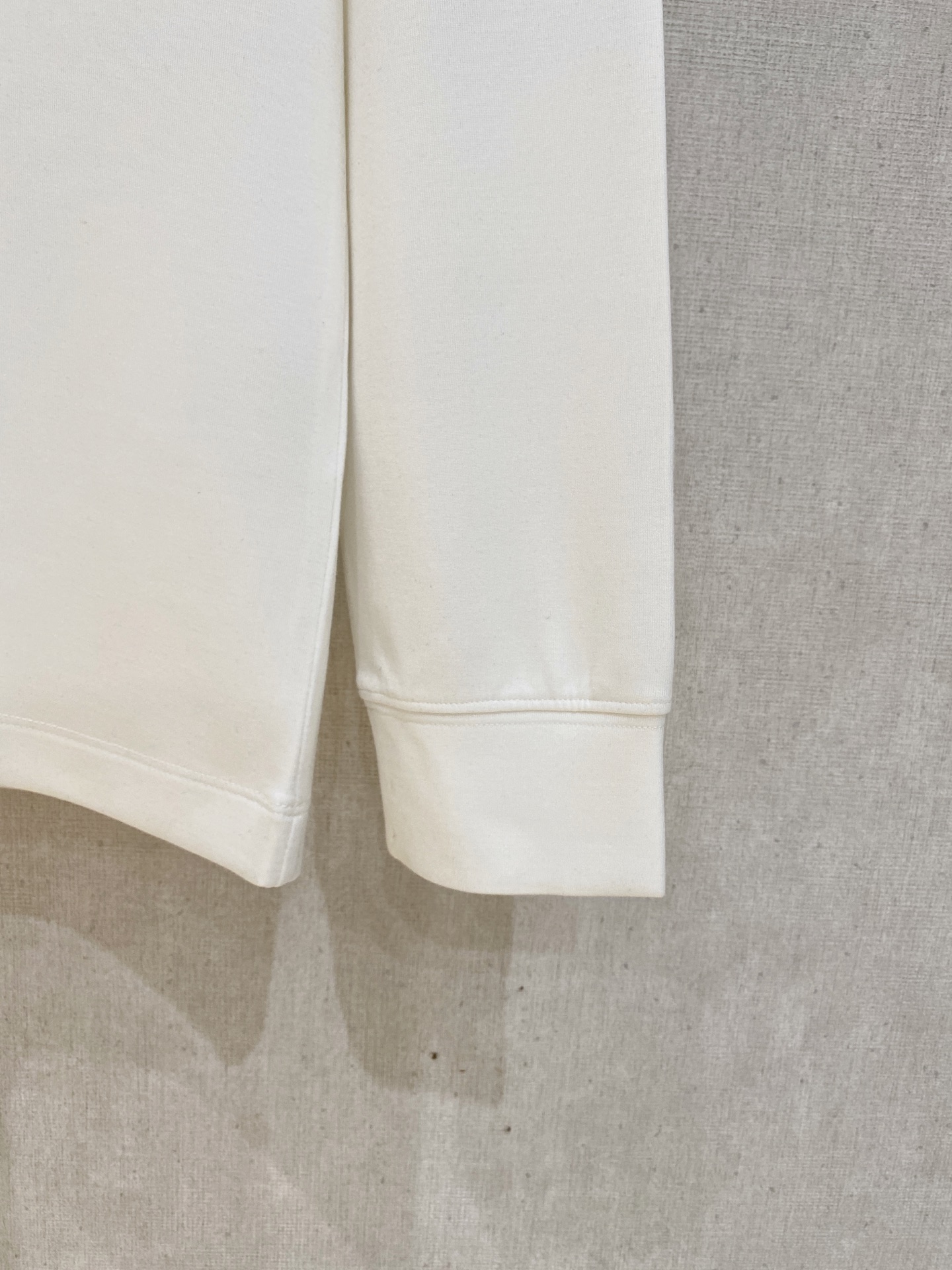 P636 Zegna 2025 new winter long sleeves Black, blue, white, grape purple. Number: M-3XL - 图片 6