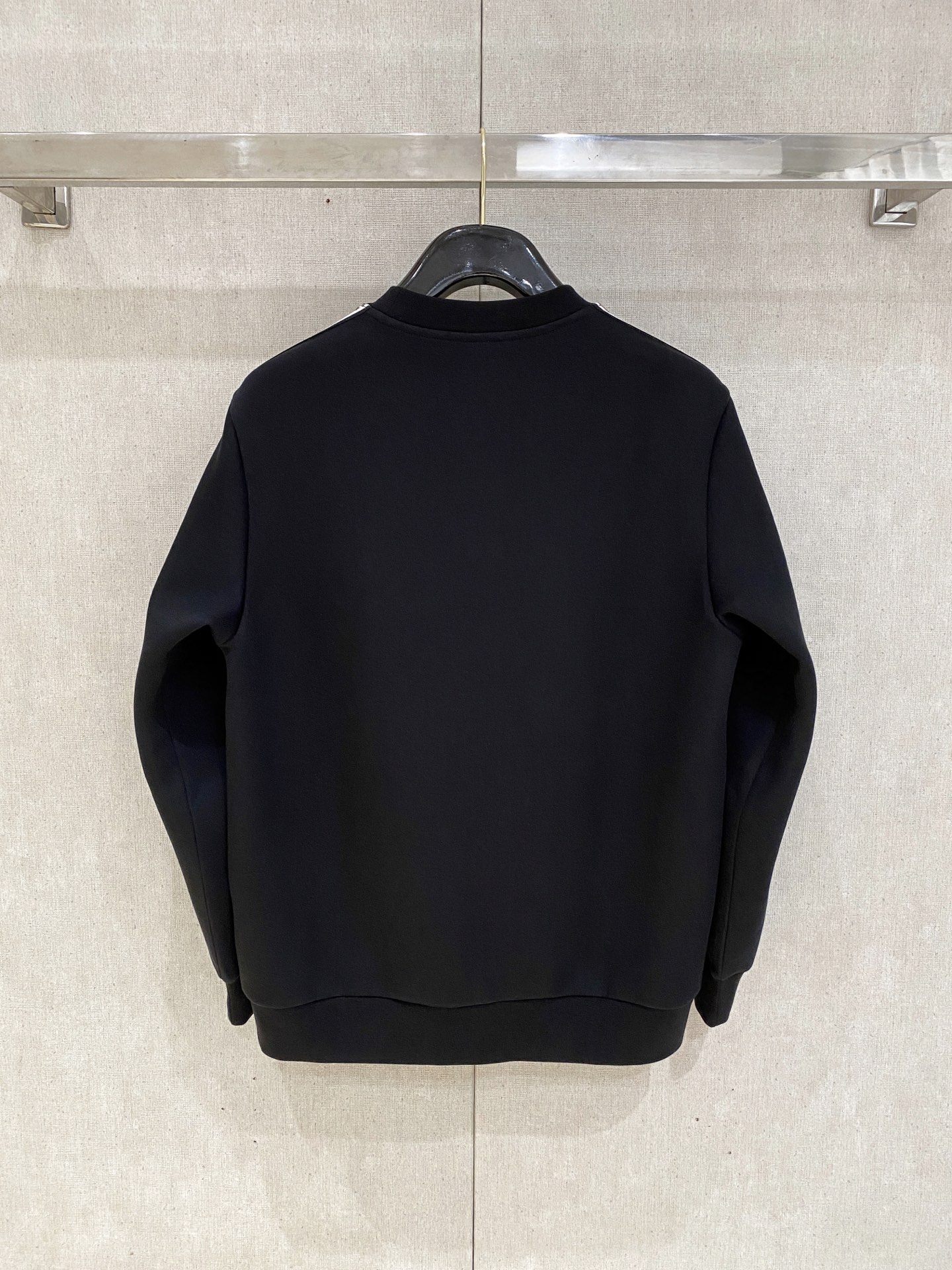 Burberry Geometric Patchwork Sweatshirt: Stylish & Comfortable Fall/Winter Wear 10 i1754664545773 2871 0 8
