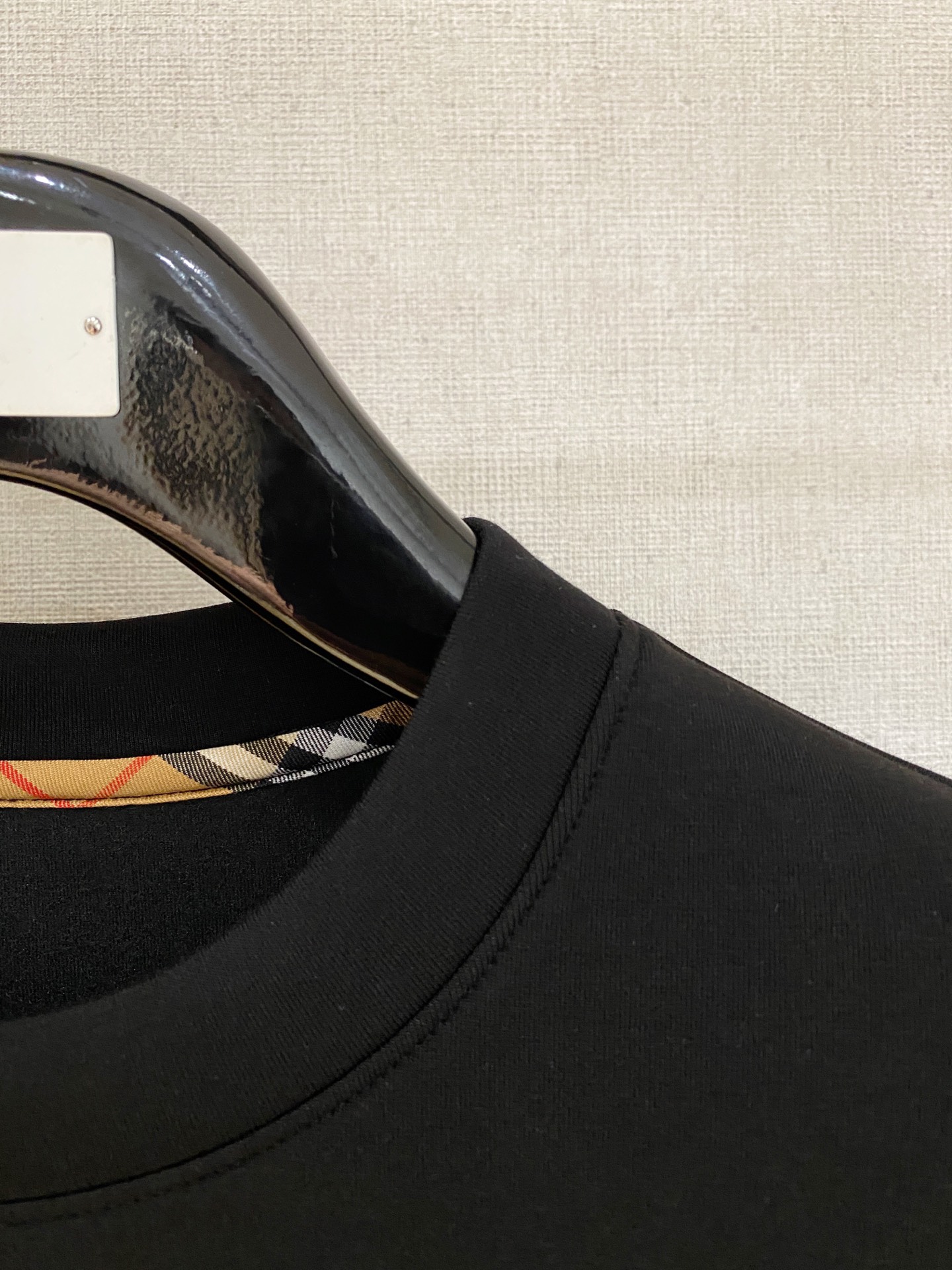 Burberry Geometric Patchwork Sweatshirt: Stylish & Comfortable Fall/Winter Wear 6 i1754664563459 7090 0 4