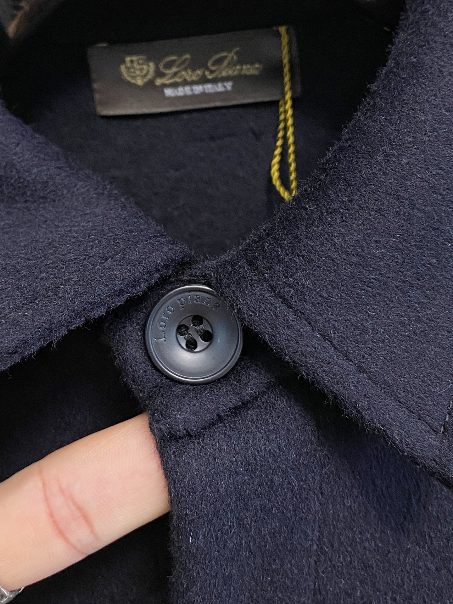 （纯手工）lP🆕&诺悠翩雅 高端男士衣橱必备单品纯手工呢羊绒羊毛大衣.每一件都是纯手工缝制而成.内里无缝