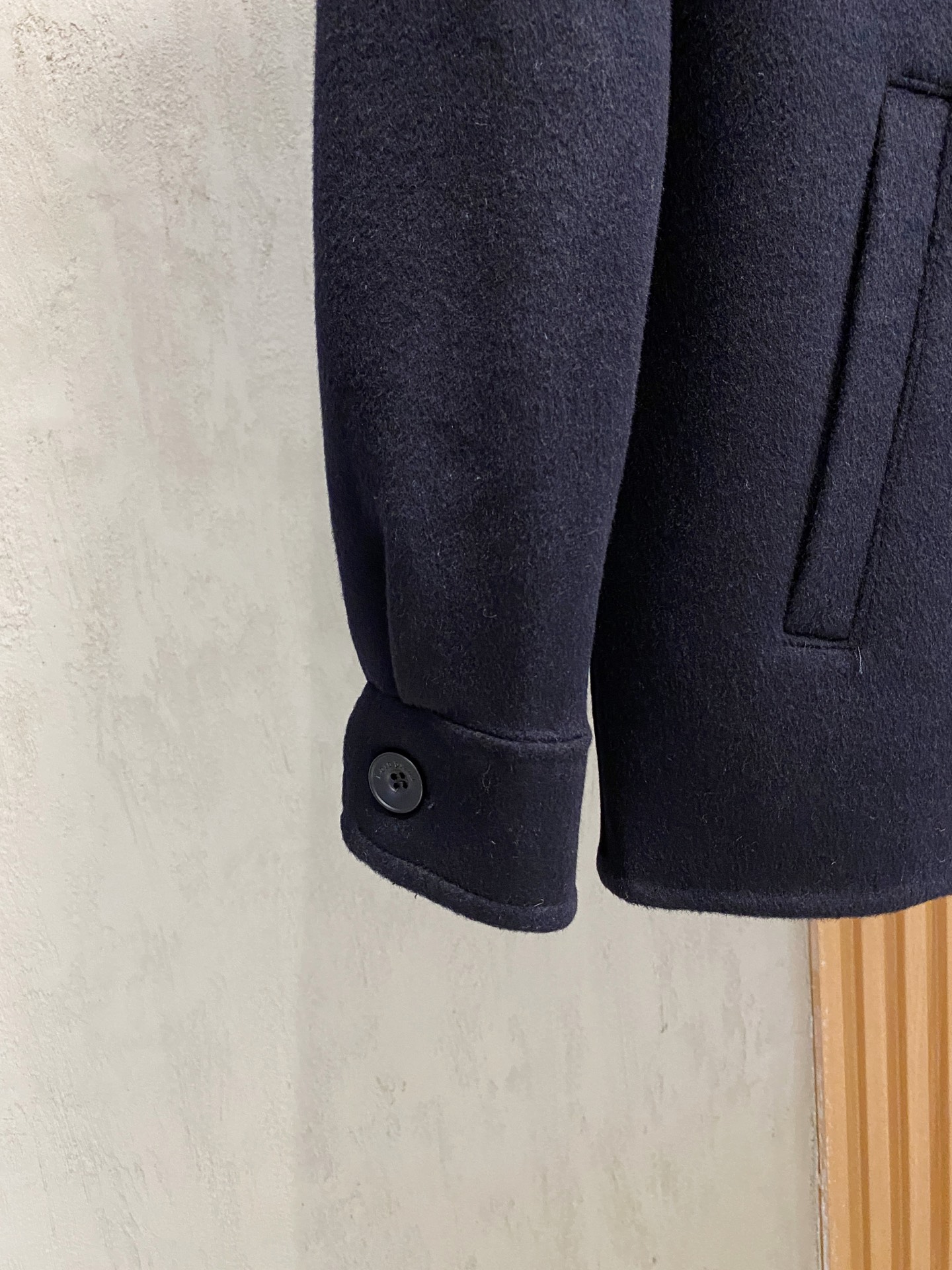 （纯手工）lP🆕&诺悠翩雅 高端男士衣橱必备单品纯手工呢羊绒羊毛大衣.每一件都是纯手工缝制而成.内里无缝