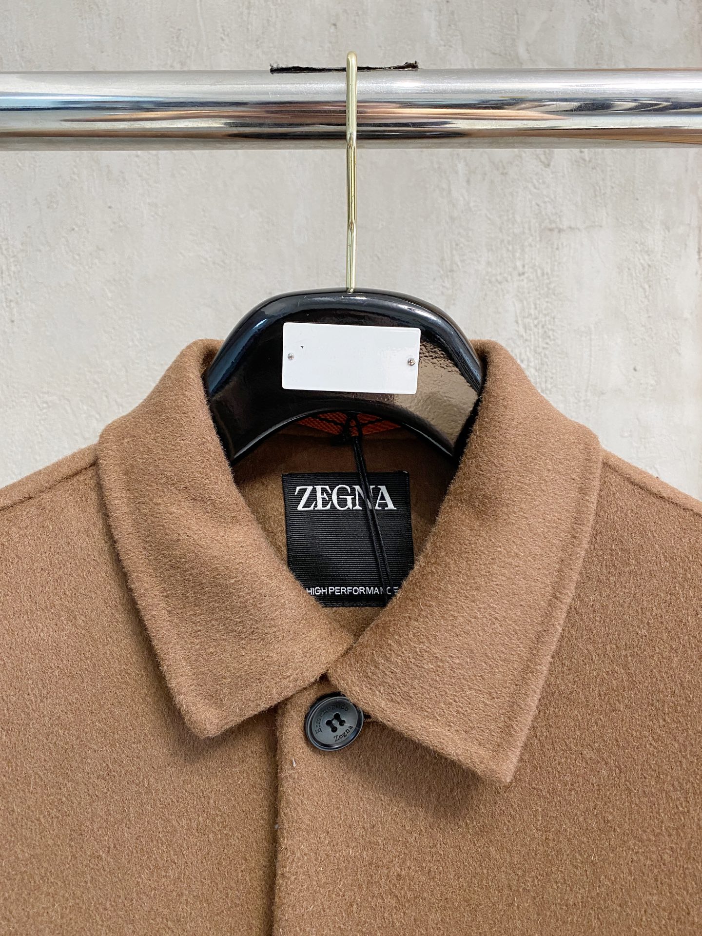 （纯手工）高端男士必备单品纯手工呢羊绒羊毛大衣.每一件都是纯手工缝制而成.内里无缝—带包装关于款式及设计