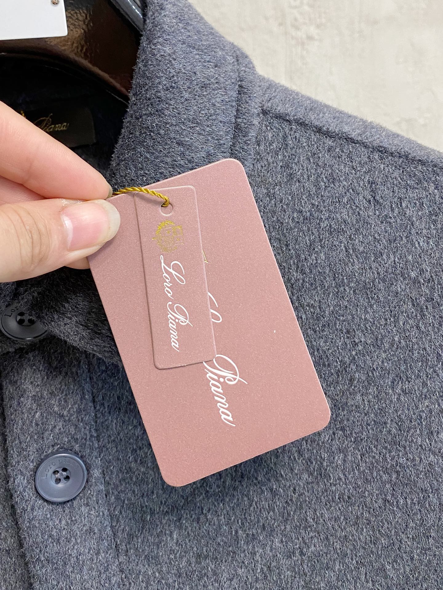 （纯手工）lP🆕&诺悠翩雅 高端男士衣橱必备单品纯手工呢羊绒羊毛大衣.每一件都是纯手工缝制而成.内里无缝