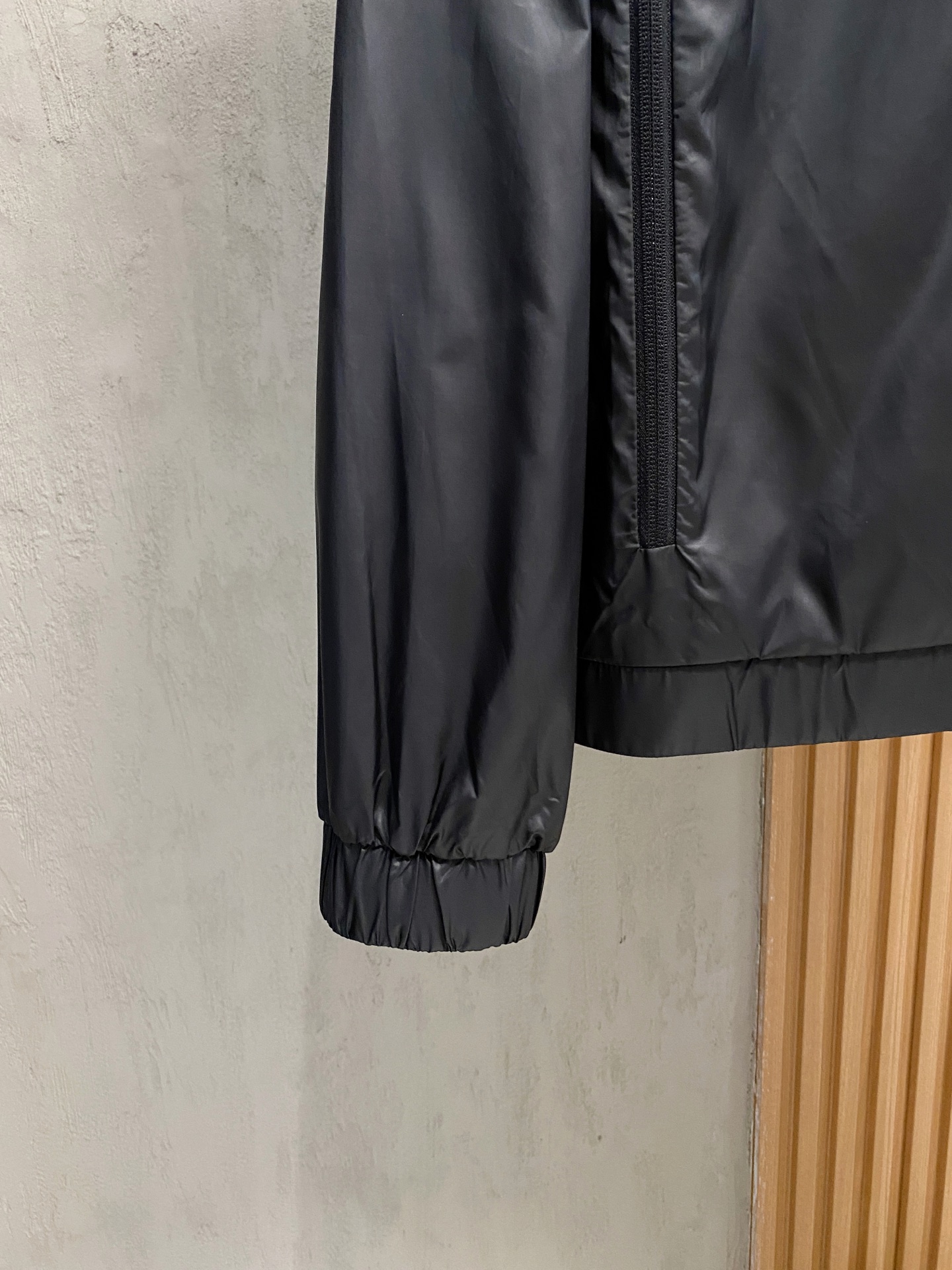 新一季Moncl 蒙口 春夏新品 Algobia男士连帽夹克风衣外套 原版购入七千九 ，Algobid夹