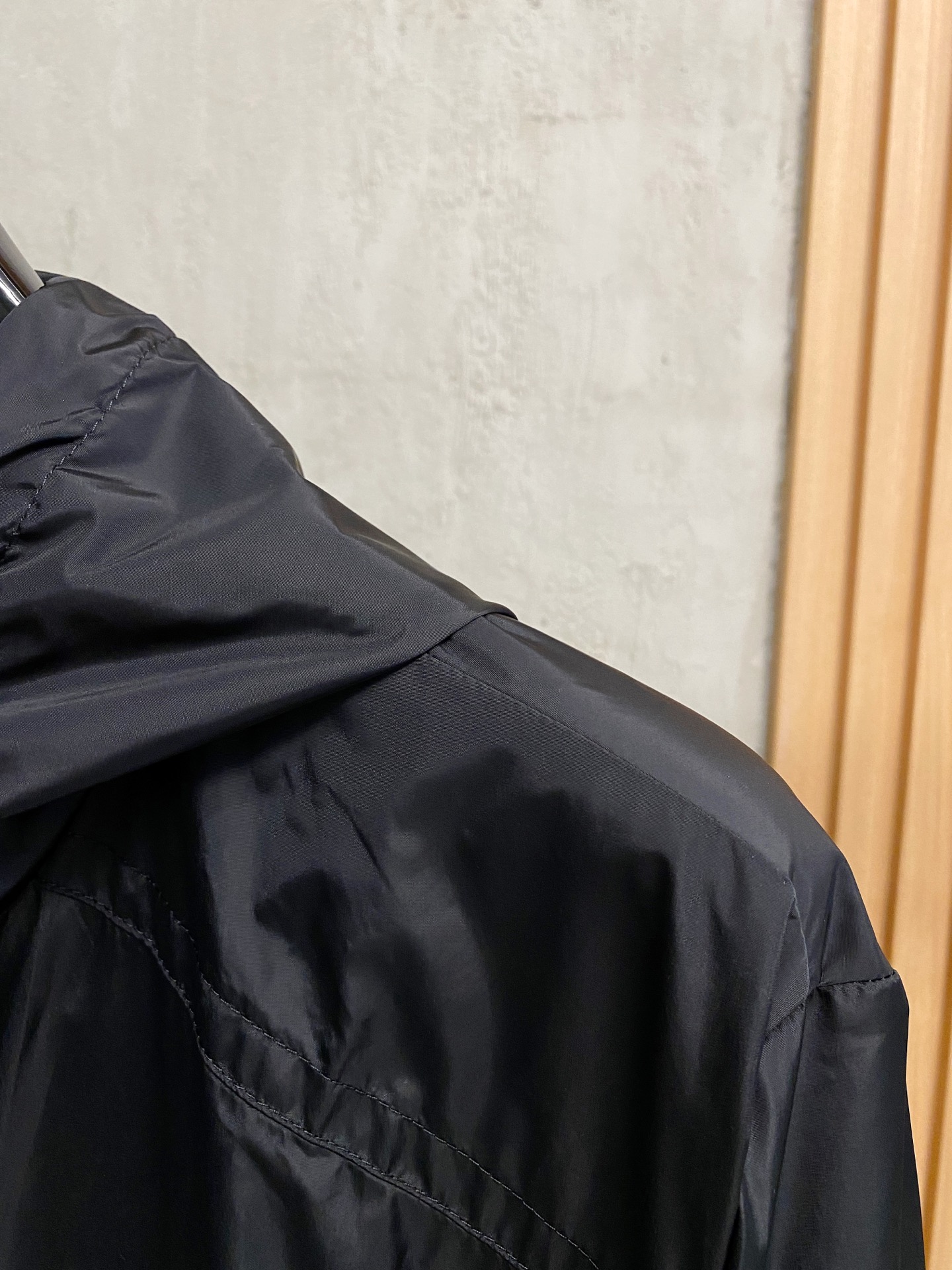 新一季Moncl 蒙口 春夏新品 Algobia男士连帽夹克风衣外套 原版购入七千九 ，Algobid夹