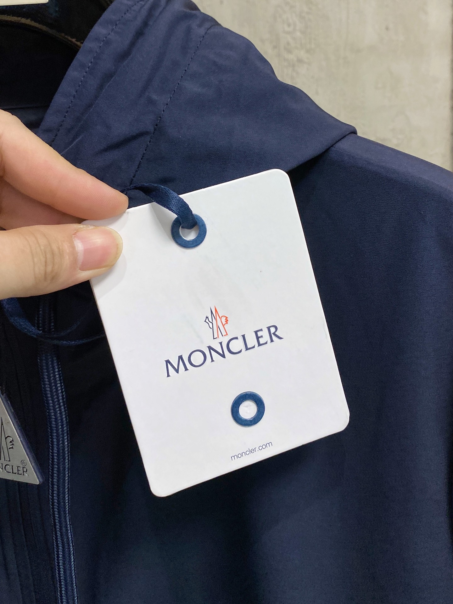 Moncl 春季新款 陆续上新 不用犹豫品质 、 穿正的闭眼入 Moncler/蒙口 男士系列 织带字母