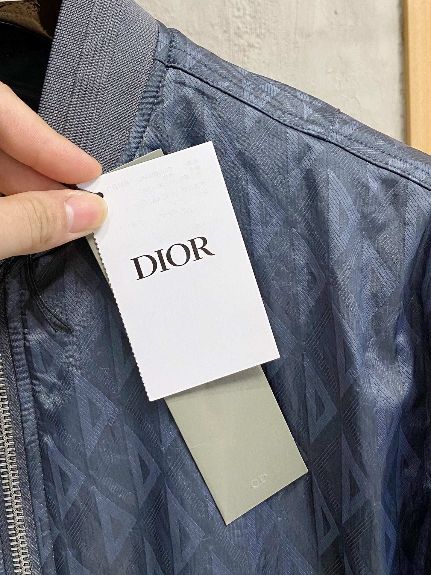 DIOR 迪奥，2025专柜最新款，官网同步在售，售价23000，色织提花CD款夹克飞行服，贸易公司订单