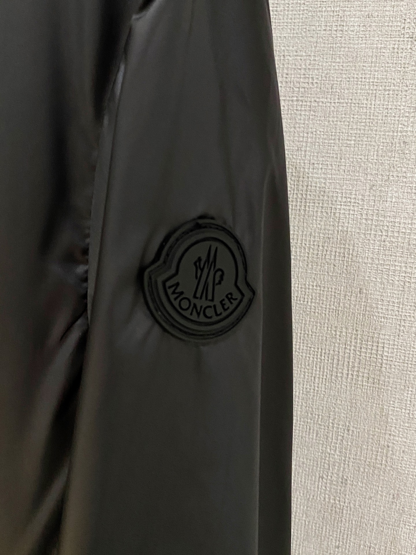 新一季Moncl 蒙口 春夏新品 Algobia男士连帽夹克风衣外套 原版购入七千九 ，Algobid夹