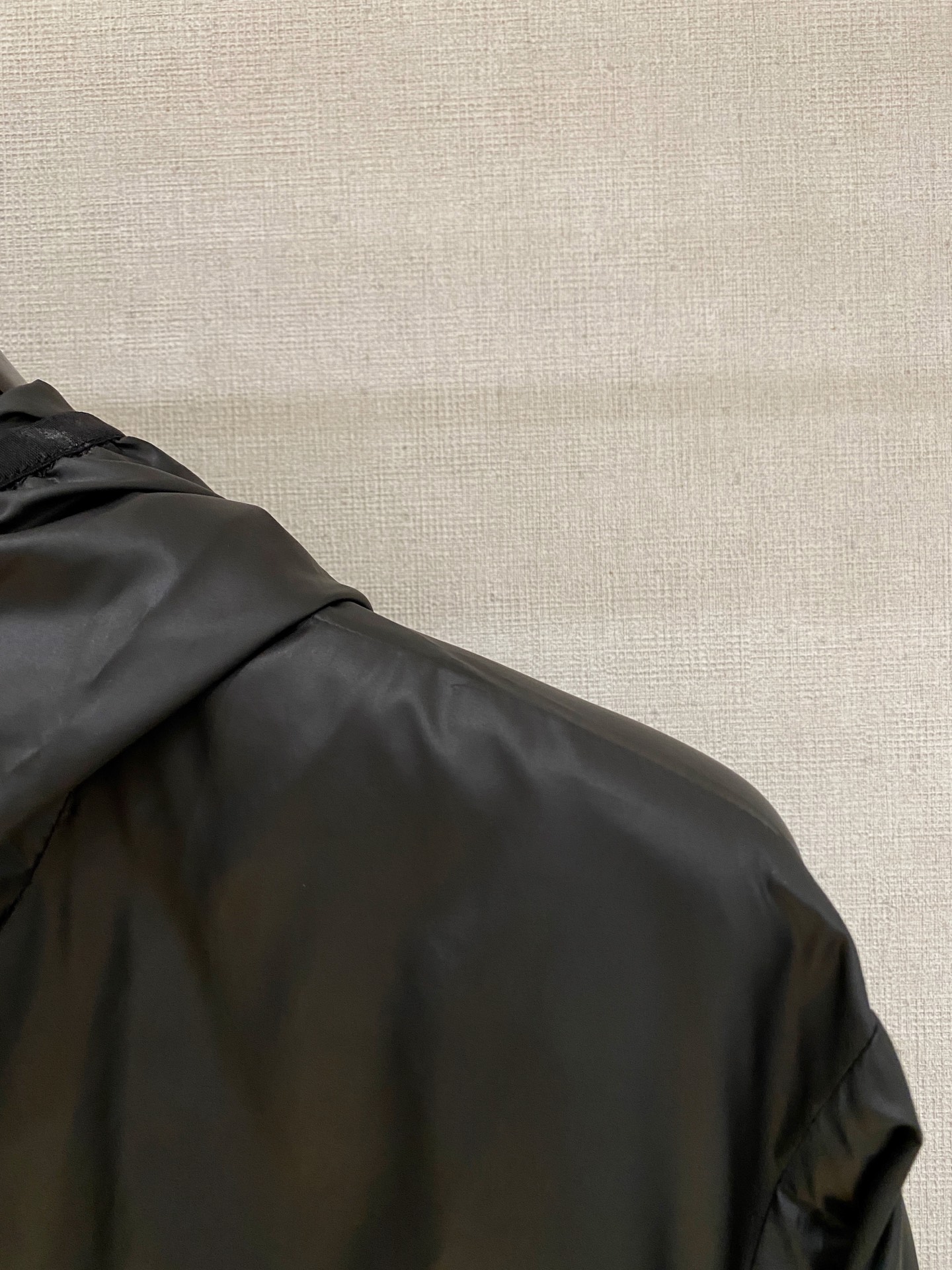 新一季Moncl 蒙口 春夏新品 Algobia男士连帽夹克风衣外套 原版购入七千九 ，Algobid夹