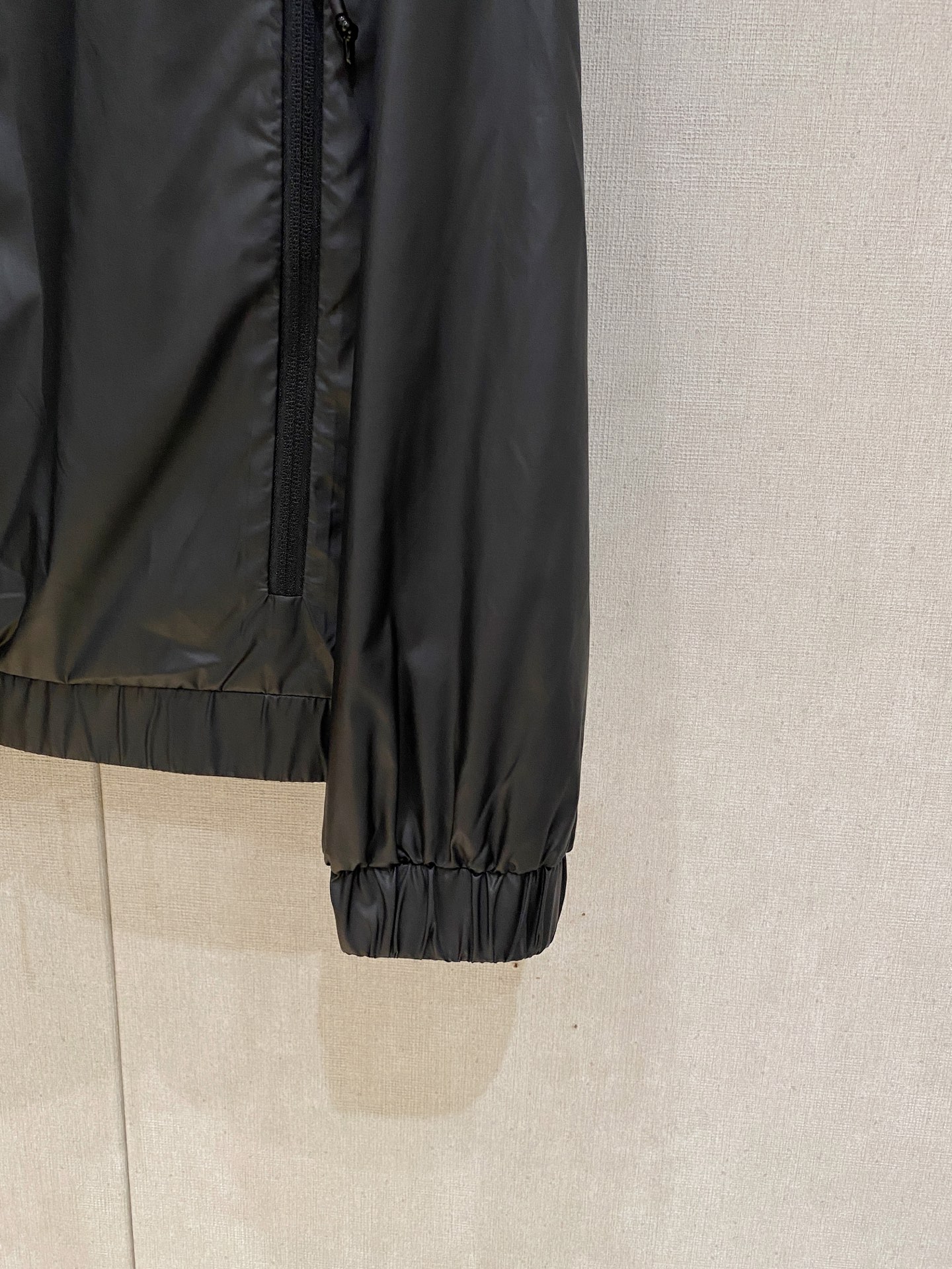 新一季Moncl 蒙口 春夏新品 Algobia男士连帽夹克风衣外套 原版购入七千九 ，Algobid夹