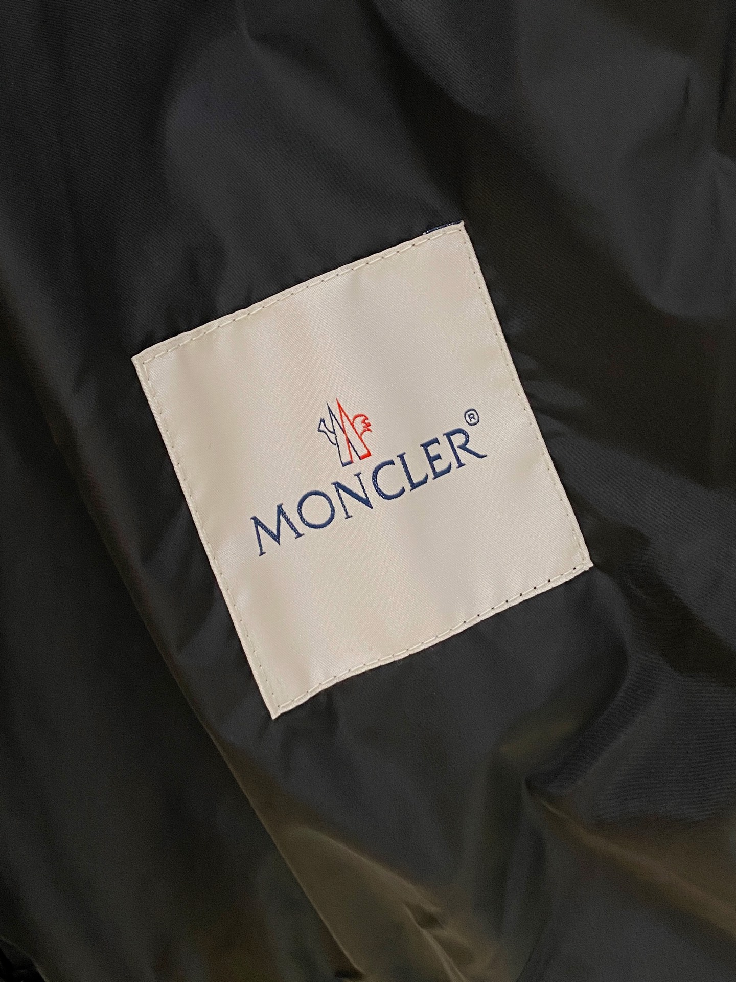 新一季Moncl 蒙口 春夏新品 Algobia男士连帽夹克风衣外套 原版购入七千九 ，Algobid夹