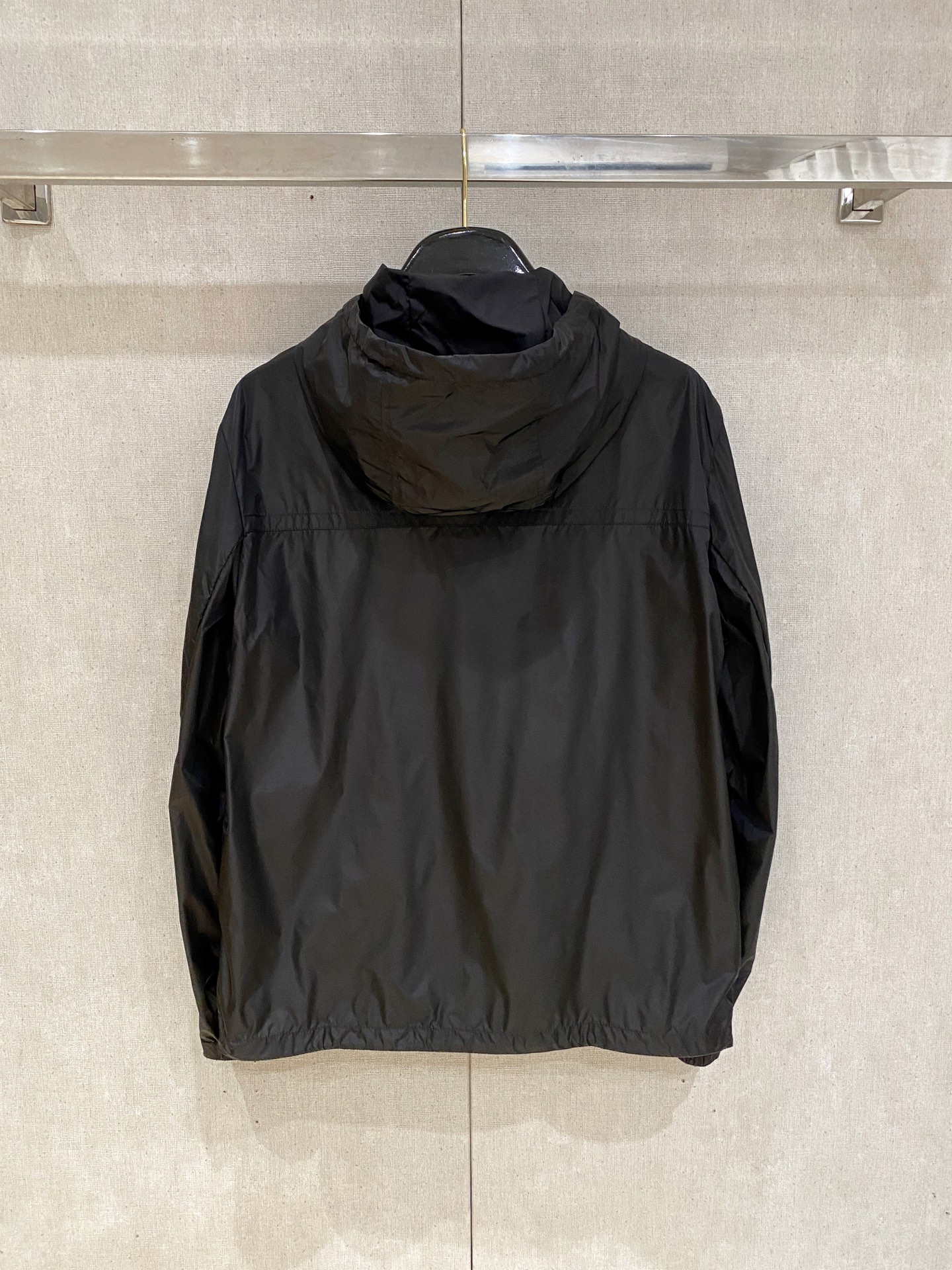 新一季Moncl 蒙口 春夏新品 Algobia男士连帽夹克风衣外套 原版购入七千九 ，Algobid夹