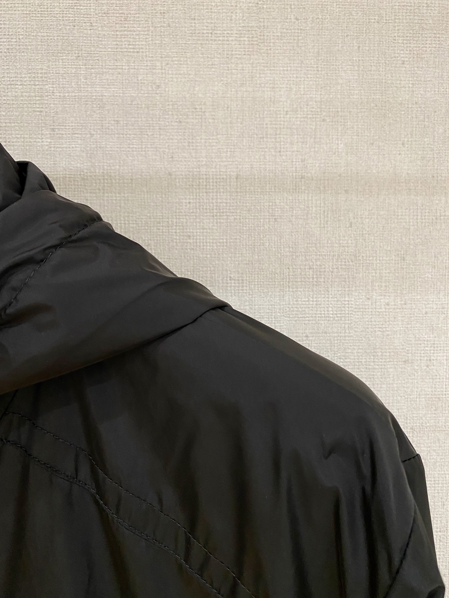 新一季Moncl 蒙口 春夏新品 Algobia男士连帽夹克风衣外套 原版购入七千九 ，Algobid夹