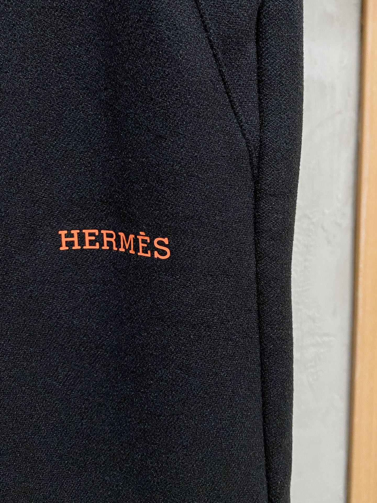 HERM2025秋冬羊毛裤 最新经典系列男士羊毛休闲裤！采用客供面料，柔软细腻，手感绝佳！品牌格调一览无