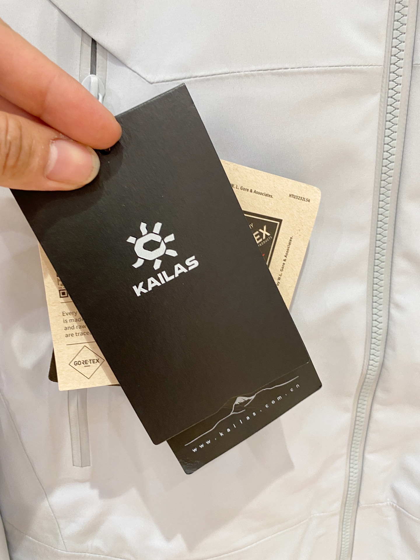 🔥🔥🔥🔥🔥市场独家一比一高版【中国硬壳KA,ILAS凯石 MONT X全天候硬壳GTX防水登山】独家货源