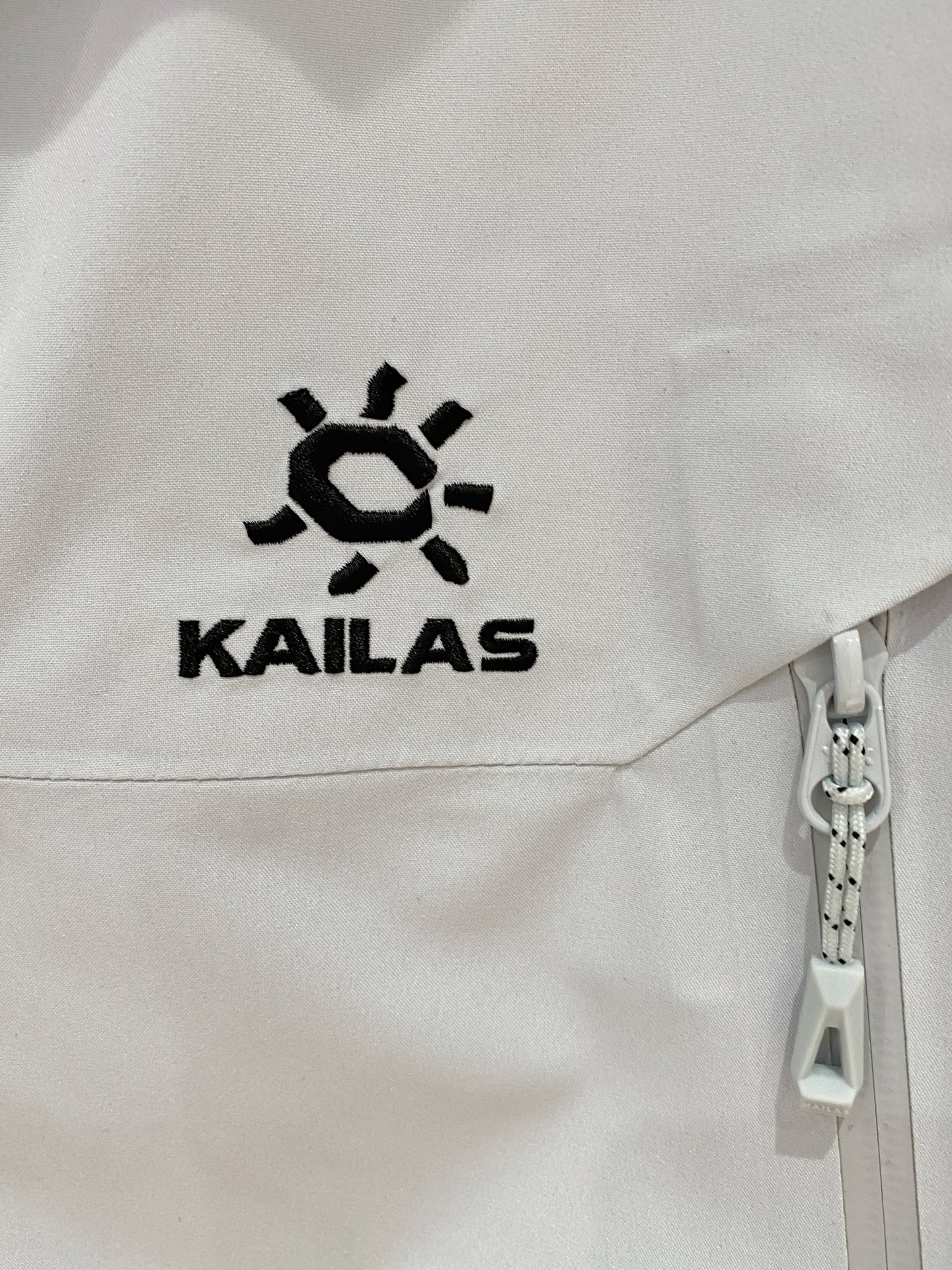 🔥🔥🔥🔥🔥市场独家一比一高版【中国硬壳KA,ILAS凯石 MONT X全天候硬壳GTX防水登山】独家货源