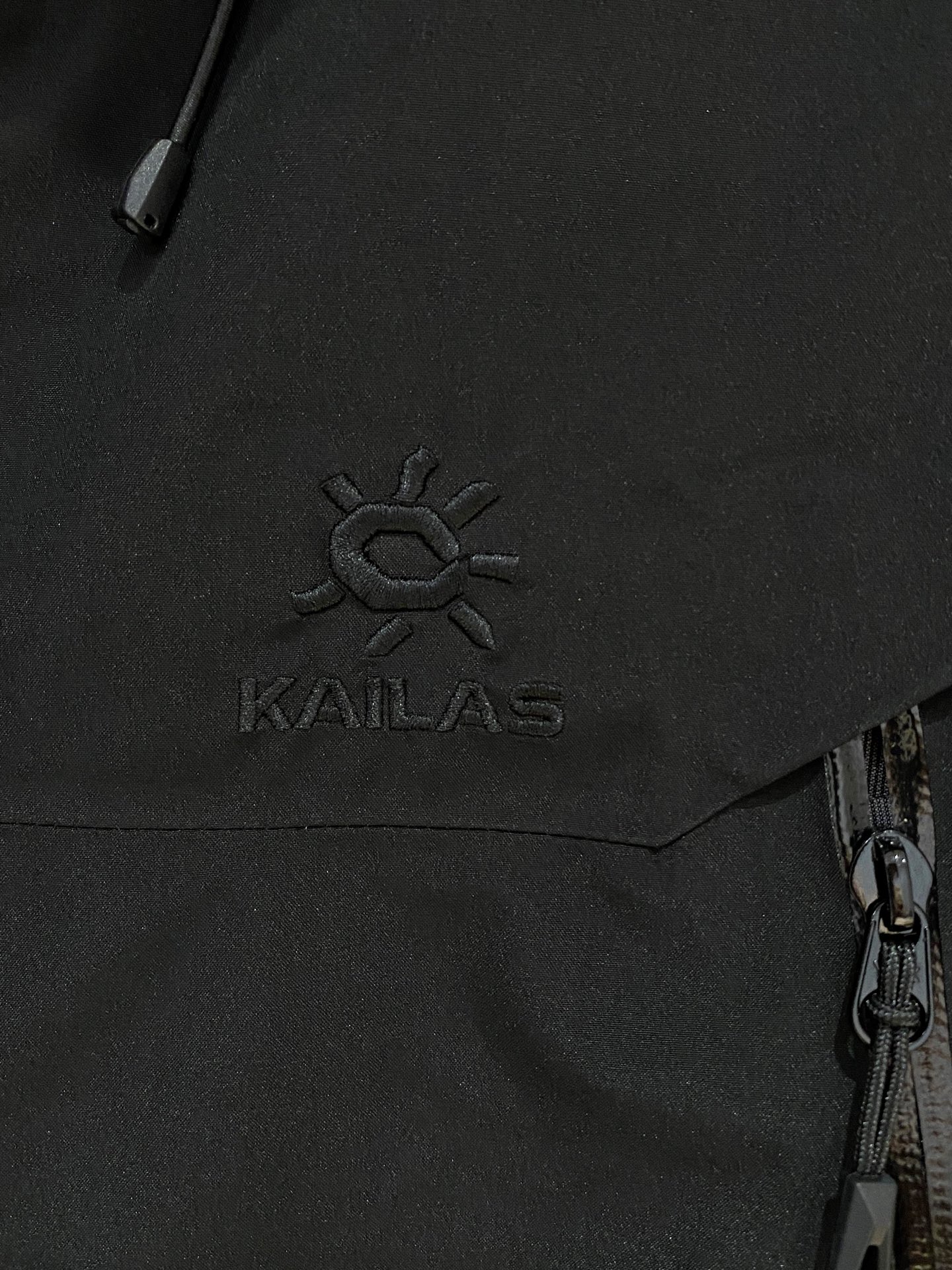 🔥🔥🔥🔥🔥市场独家一比一高版【中国硬壳KA,ILAS凯石 MONT X全天候硬壳GTX防水登山】独家货源