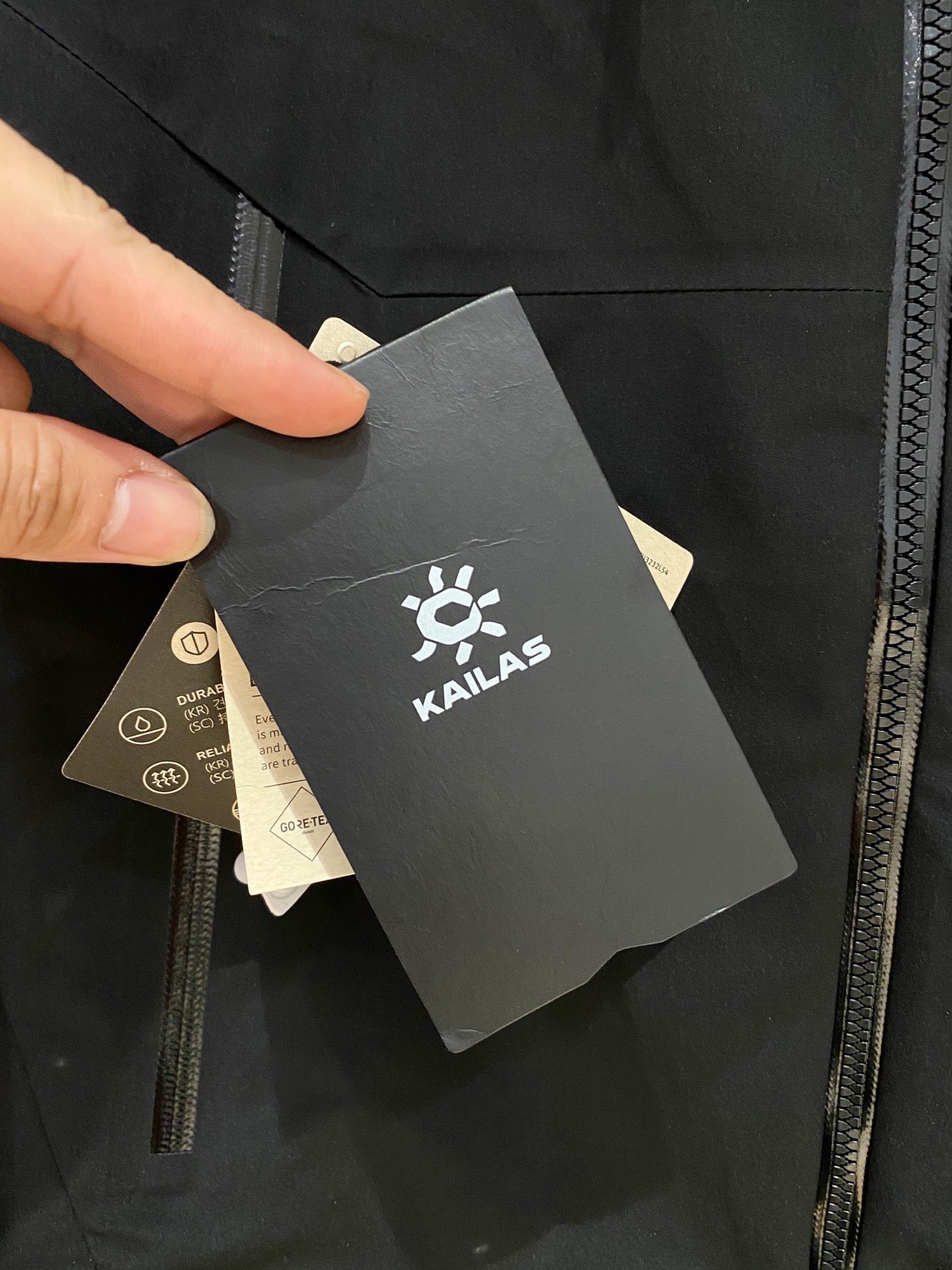 🔥🔥🔥🔥🔥市场独家一比一高版【中国硬壳KA,ILAS凯石 MONT X全天候硬壳GTX防水登山】独家货源