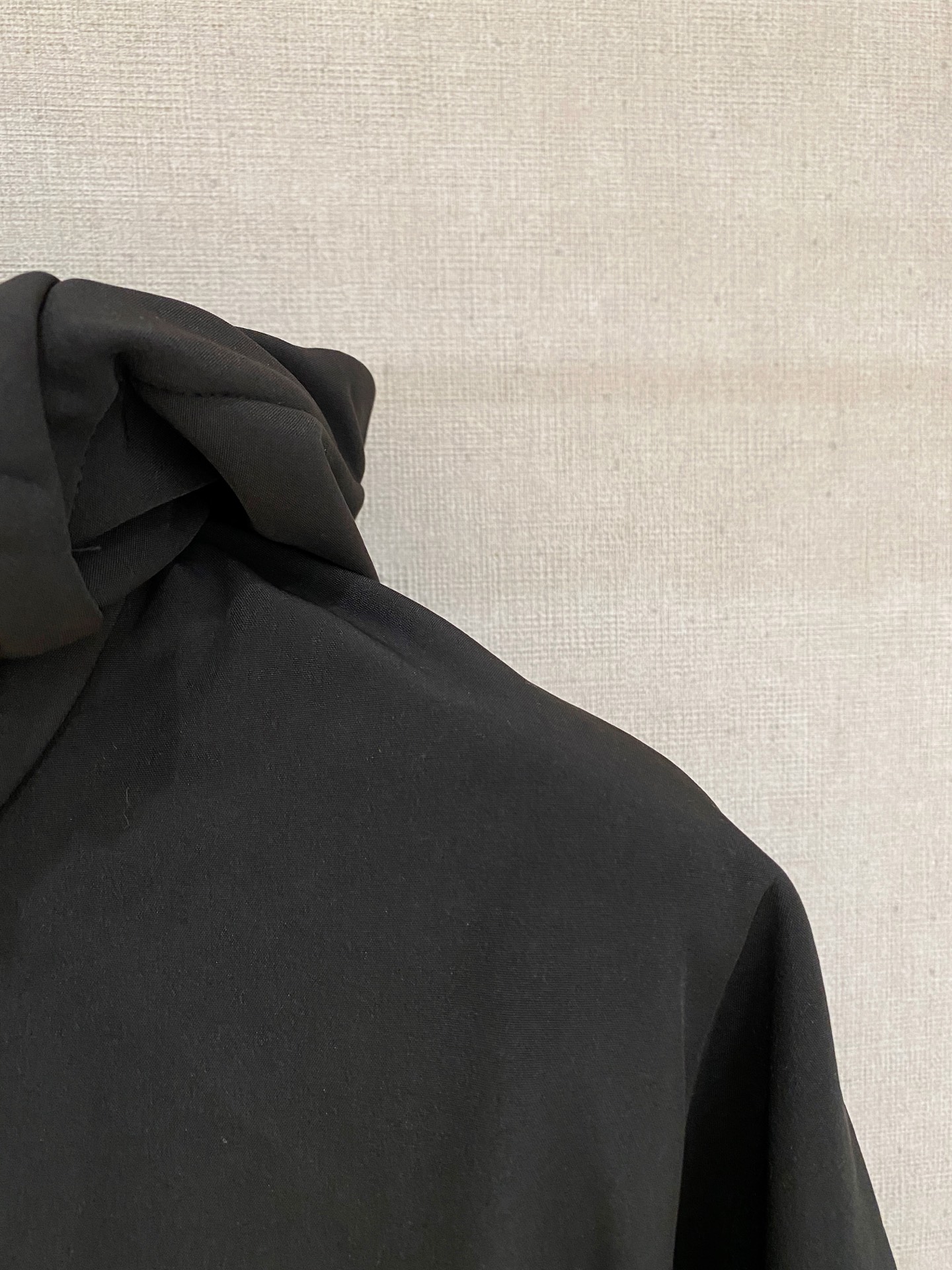 迪桑特官网在售〉顶级品质2025新款 DESCENTE/迪桑特 高山户外防风防水服 冲锋衣系列 】 顶级