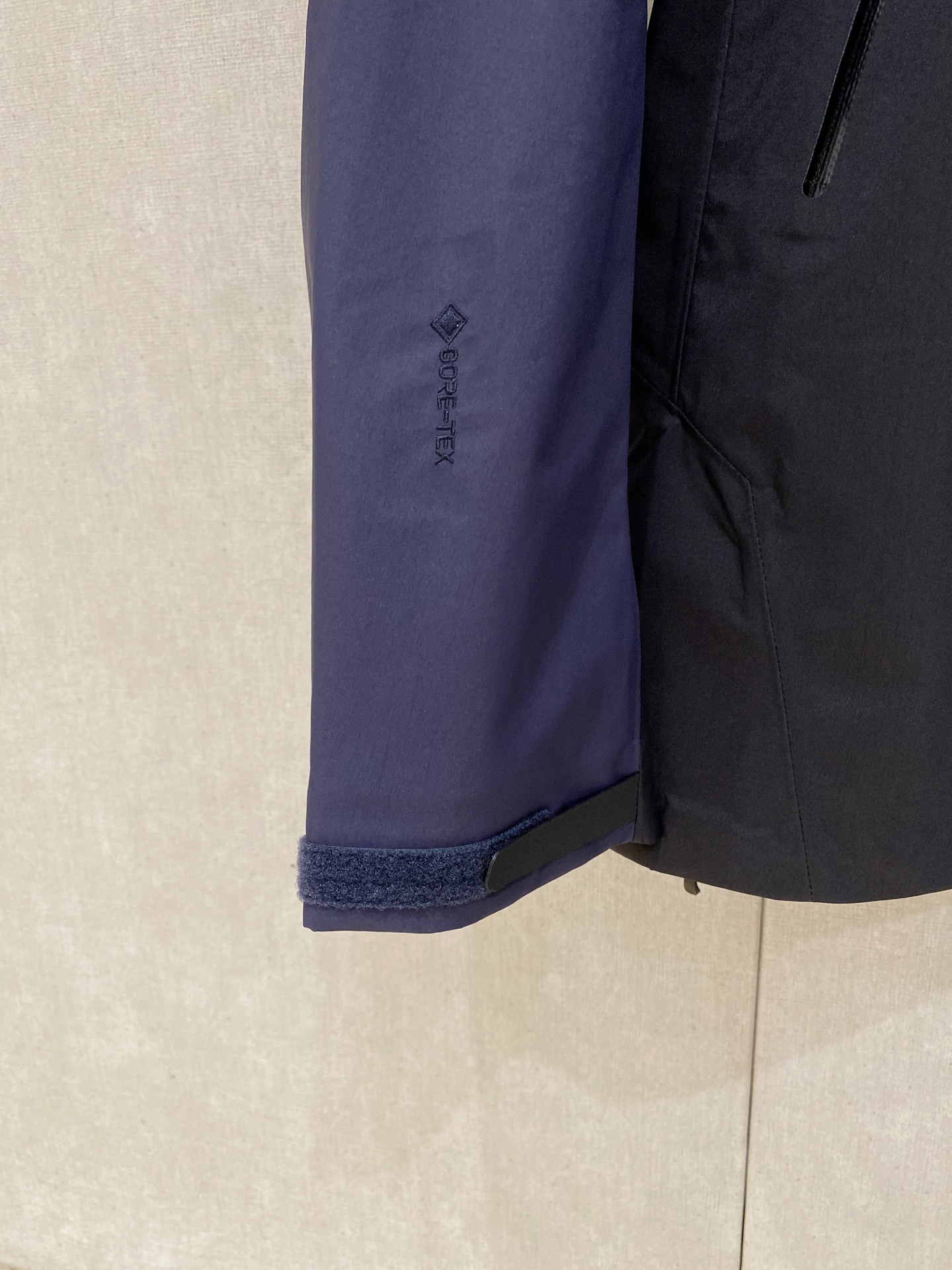 😍高端品质保证👍独家首发😘【高版本硬壳冲锋衣】Arcteryx始祖鸟SONGTSAM松赞联名系列2025