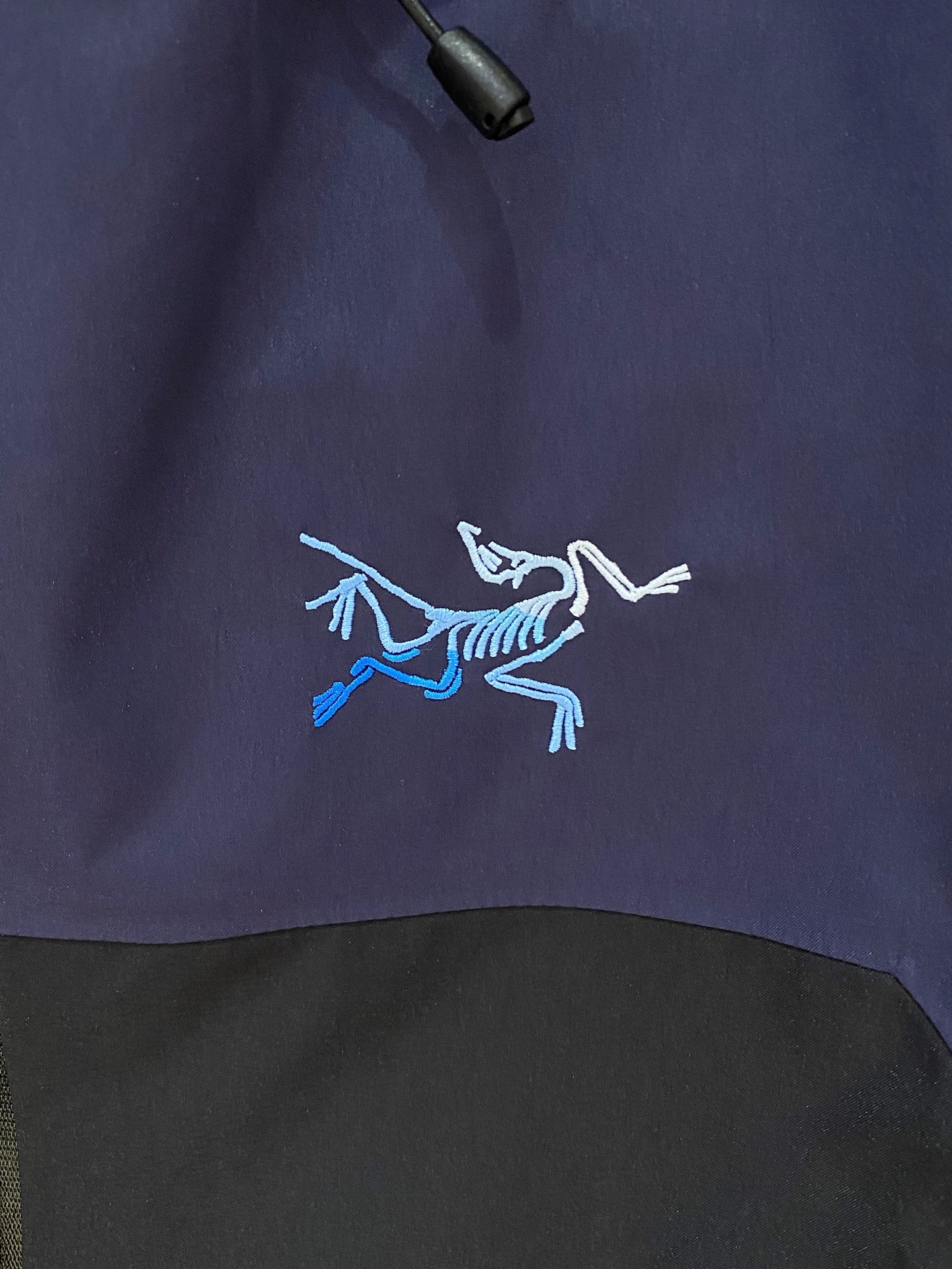 😍高端品质保证👍独家首发😘【高版本硬壳冲锋衣】Arcteryx始祖鸟SONGTSAM松赞联名系列2025