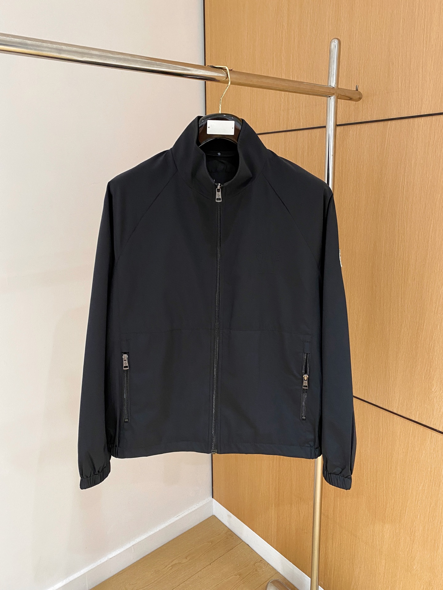 2025ss秋冬新款系列🆕蒙口休闲夹克外套 🧥专柜同步发售 超高工艺的风衣外套 休闲时尚 进口记忆聚酯纤