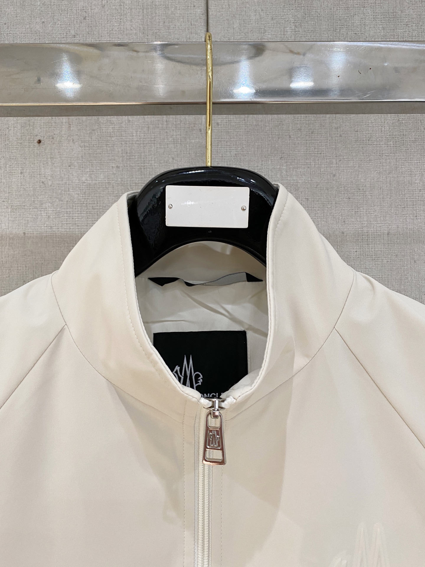 2025ss秋冬新款系列🆕蒙口休闲夹克外套 🧥专柜同步发售 超高工艺的风衣外套 休闲时尚 进口记忆聚酯纤