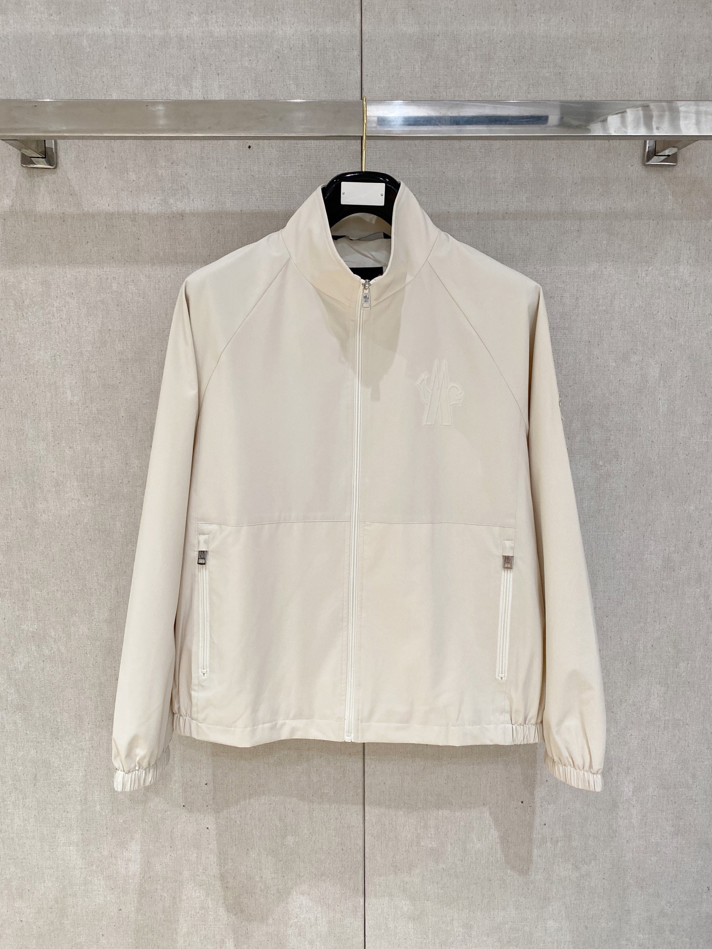 2025ss秋冬新款系列🆕蒙口休闲夹克外套 🧥专柜同步发售 超高工艺的风衣外套 休闲时尚 进口记忆聚酯纤