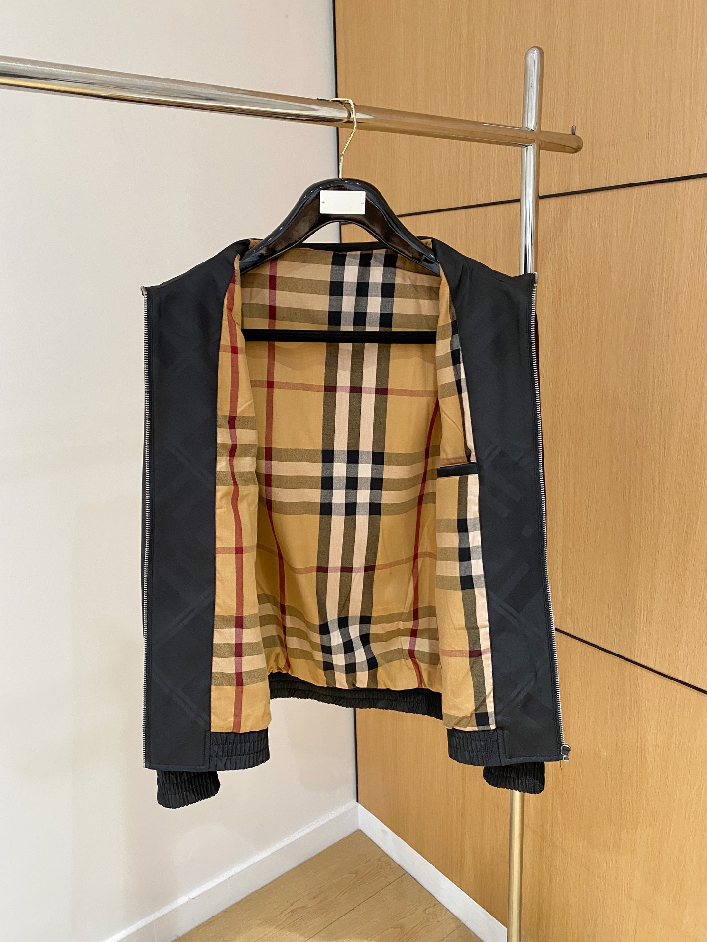 2025ss秋冬新款系列🆕战马家休闲夹克外套 🧥专柜同步发售 超高工艺的风衣外套 休闲时尚 精选进口面料