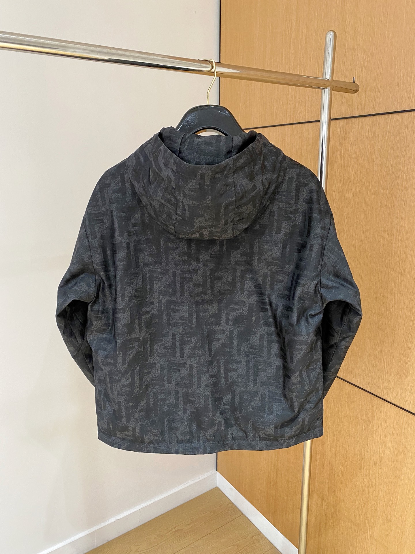 2025ss秋冬新款系列🆕F家休闲连帽夹克外套 🧥专柜同步发售 超高工艺的风衣外套 休闲时尚 精选进口高