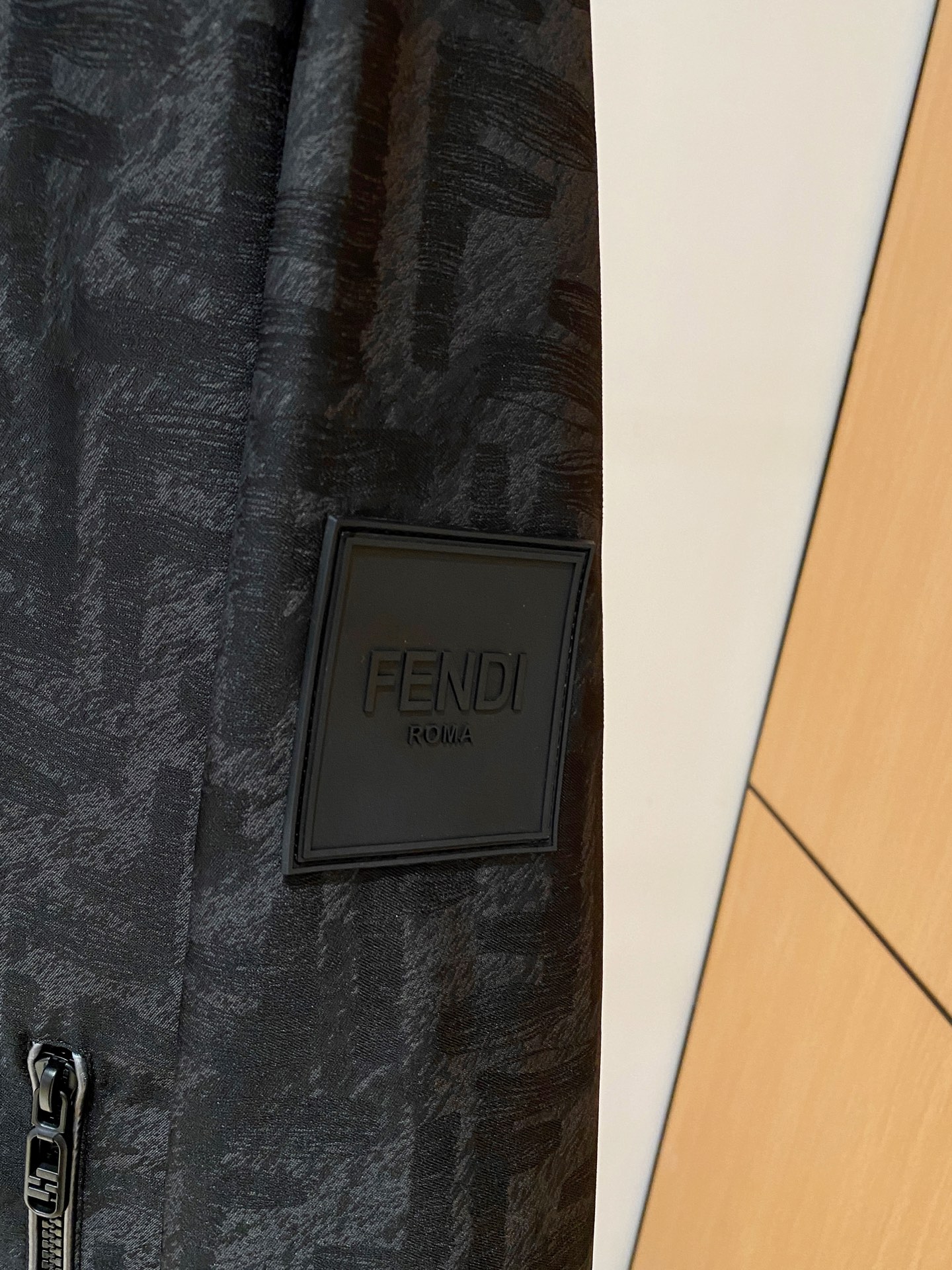 2025ss秋冬新款系列🆕F家休闲连帽夹克外套 🧥专柜同步发售 超高工艺的风衣外套 休闲时尚 精选进口高