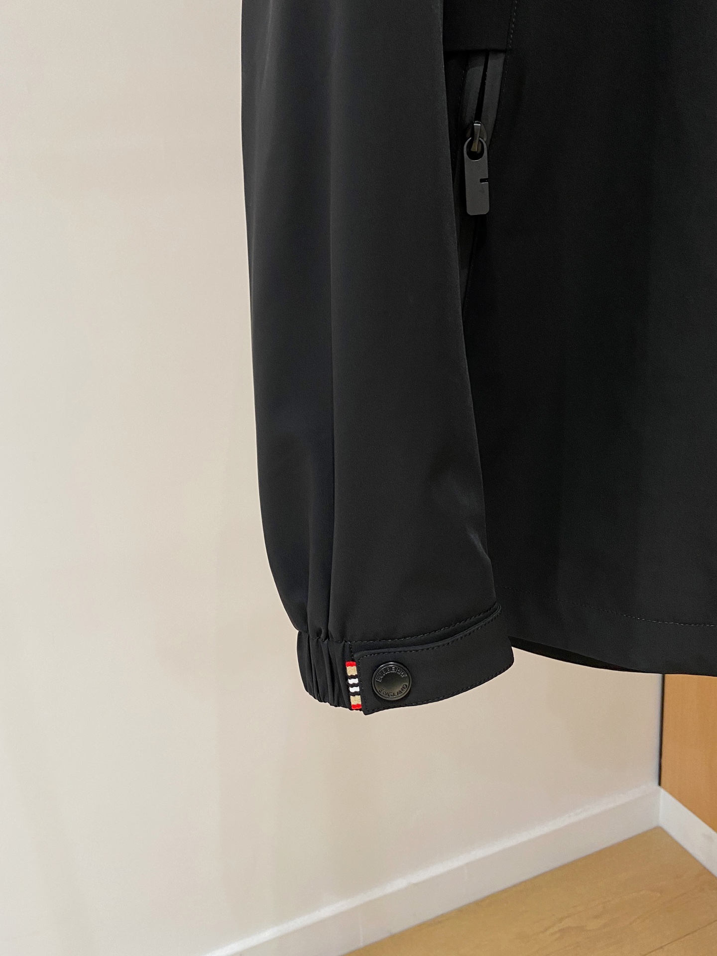 2025ss秋冬新款系列🆕战马家休闲连帽夹克外套 🧥专柜同步发售 超高工艺的风衣外套 休闲时尚 进口记忆