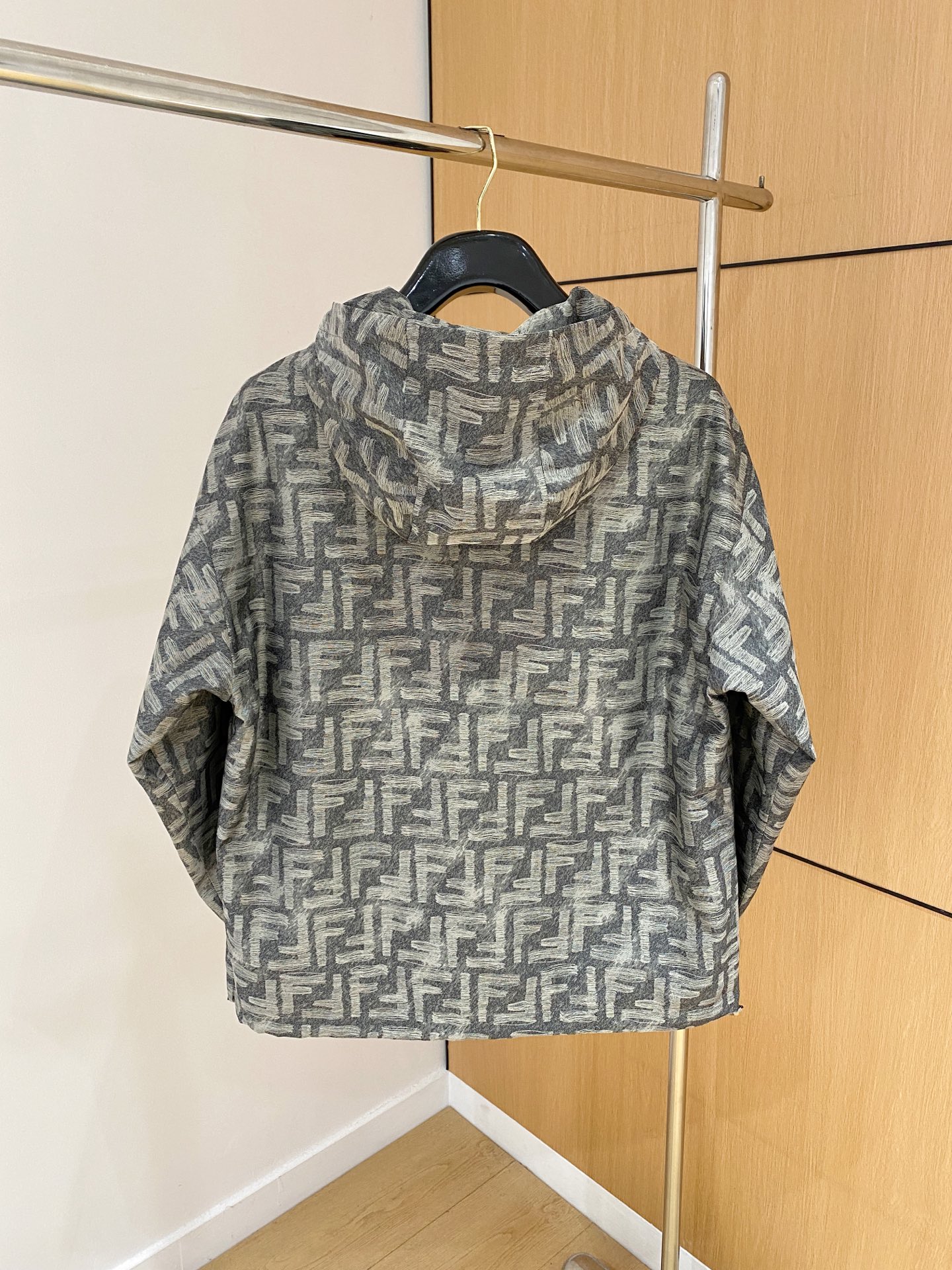 2025ss秋冬新款系列🆕F家休闲连帽夹克外套 🧥专柜同步发售 超高工艺的风衣外套 休闲时尚 精选进口高