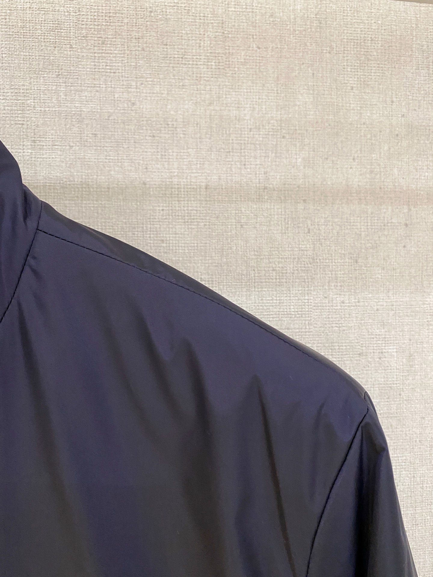 2025ss秋冬新款系列🆕P家休闲翻领夹克外套 🧥专柜同步发售 超高工艺的风衣外套 休闲时尚 进口记忆聚