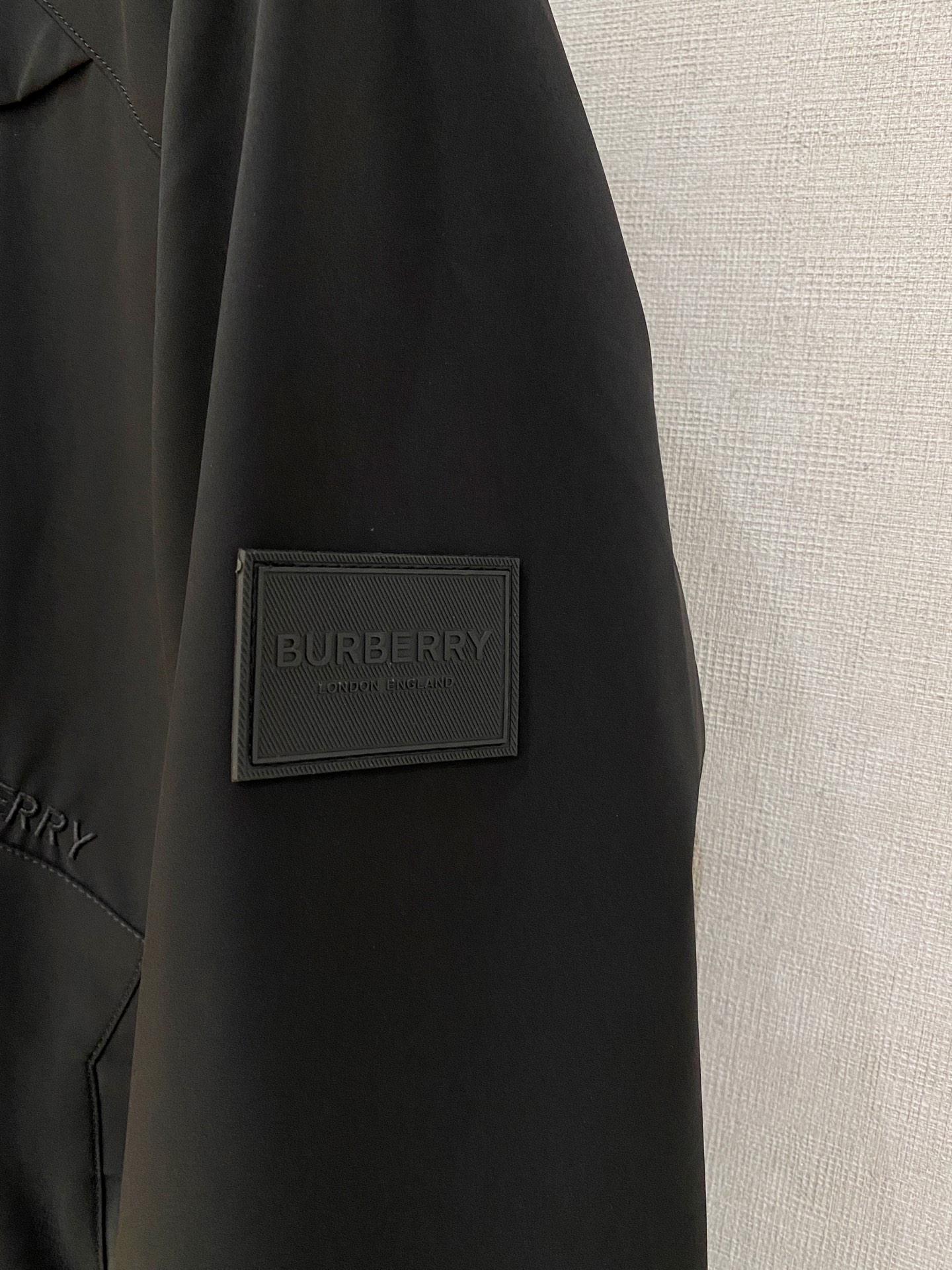 2025ss秋冬新款系列🆕战马家休闲连帽夹克外套 🧥专柜同步发售 超高工艺的风衣外套 休闲时尚 进口记忆