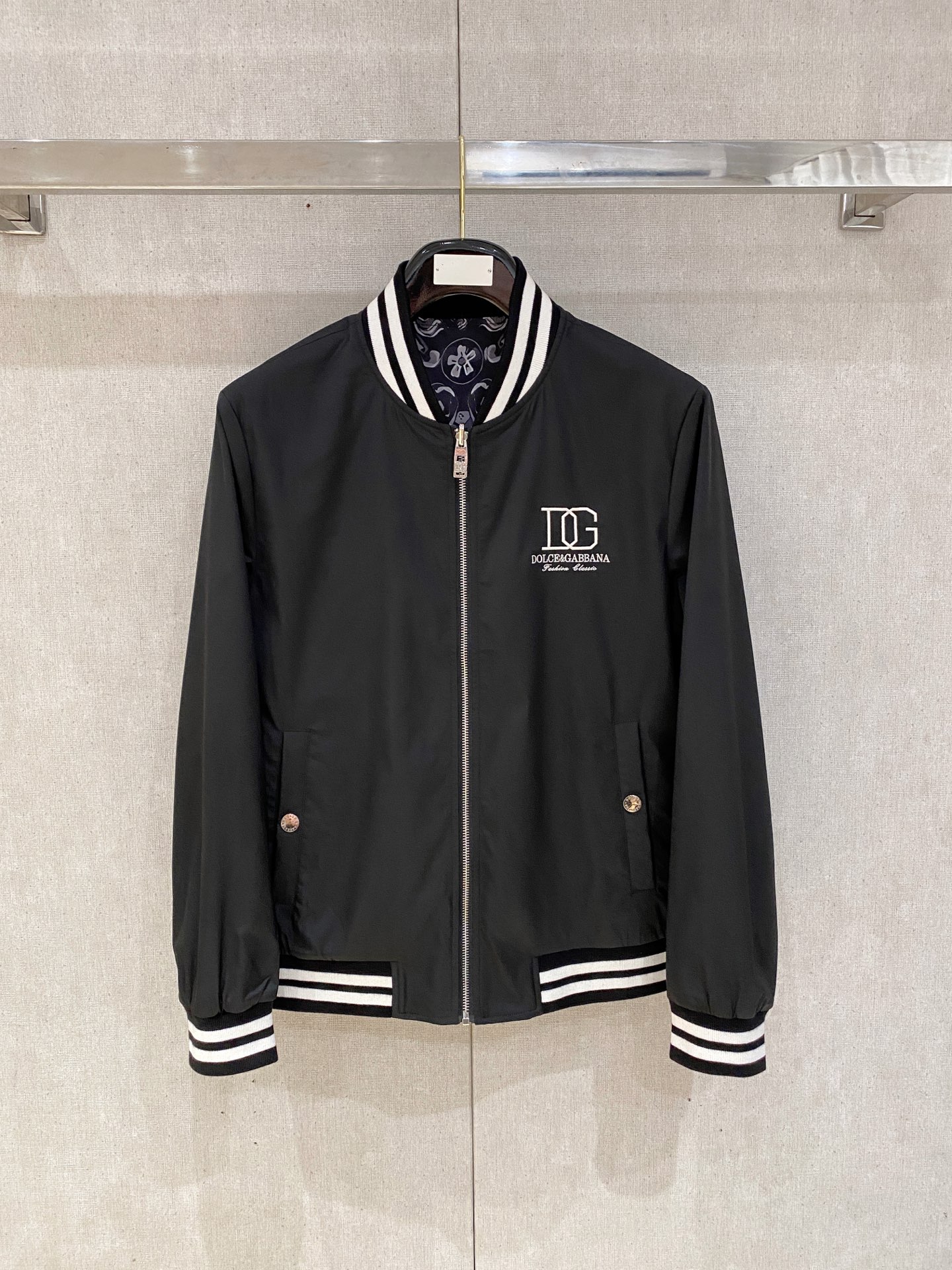 2025ss秋冬新款系列🆕杜嘉班纳休闲夹克外套双面穿 🧥专柜同步发售 超高工艺的风衣外套 休闲时尚 进口