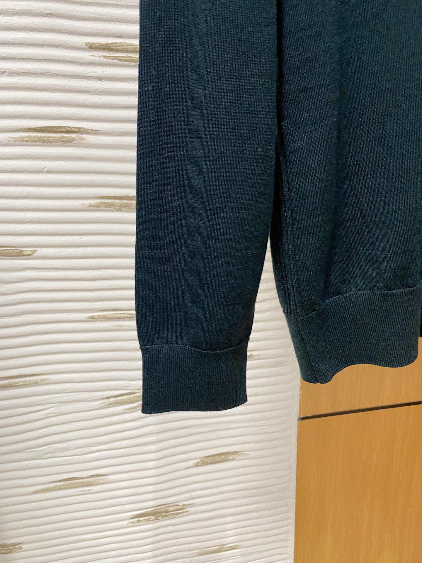  lP🆕。高端100%细美利奴羊毛 保暖更抗起球，秋冬新款高端羊毛套头针织毛衣，时尚刺绣图案提花时尚休闲