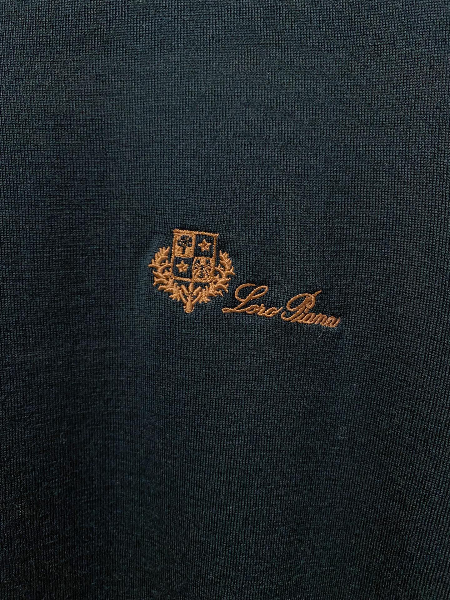  lP🆕。高端100%细美利奴羊毛 保暖更抗起球，秋冬新款高端羊毛套头针织毛衣，时尚刺绣图案提花时尚休闲