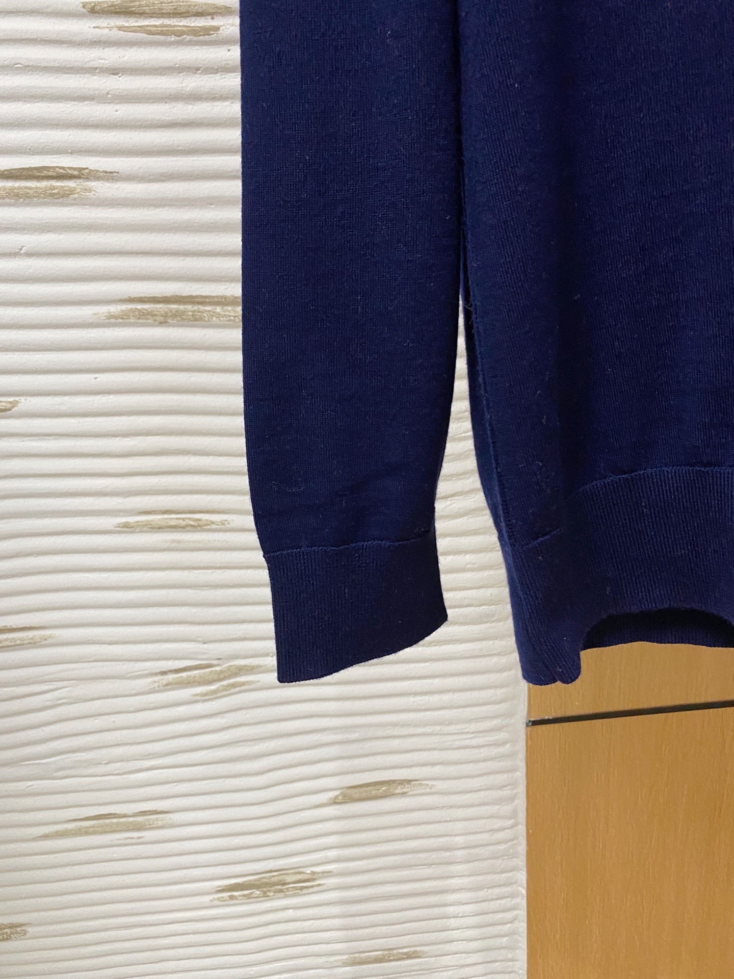  lP🆕。高端100%细美利奴羊毛 保暖更抗起球，秋冬新款高端羊毛套头针织毛衣，时尚刺绣图案提花时尚休闲