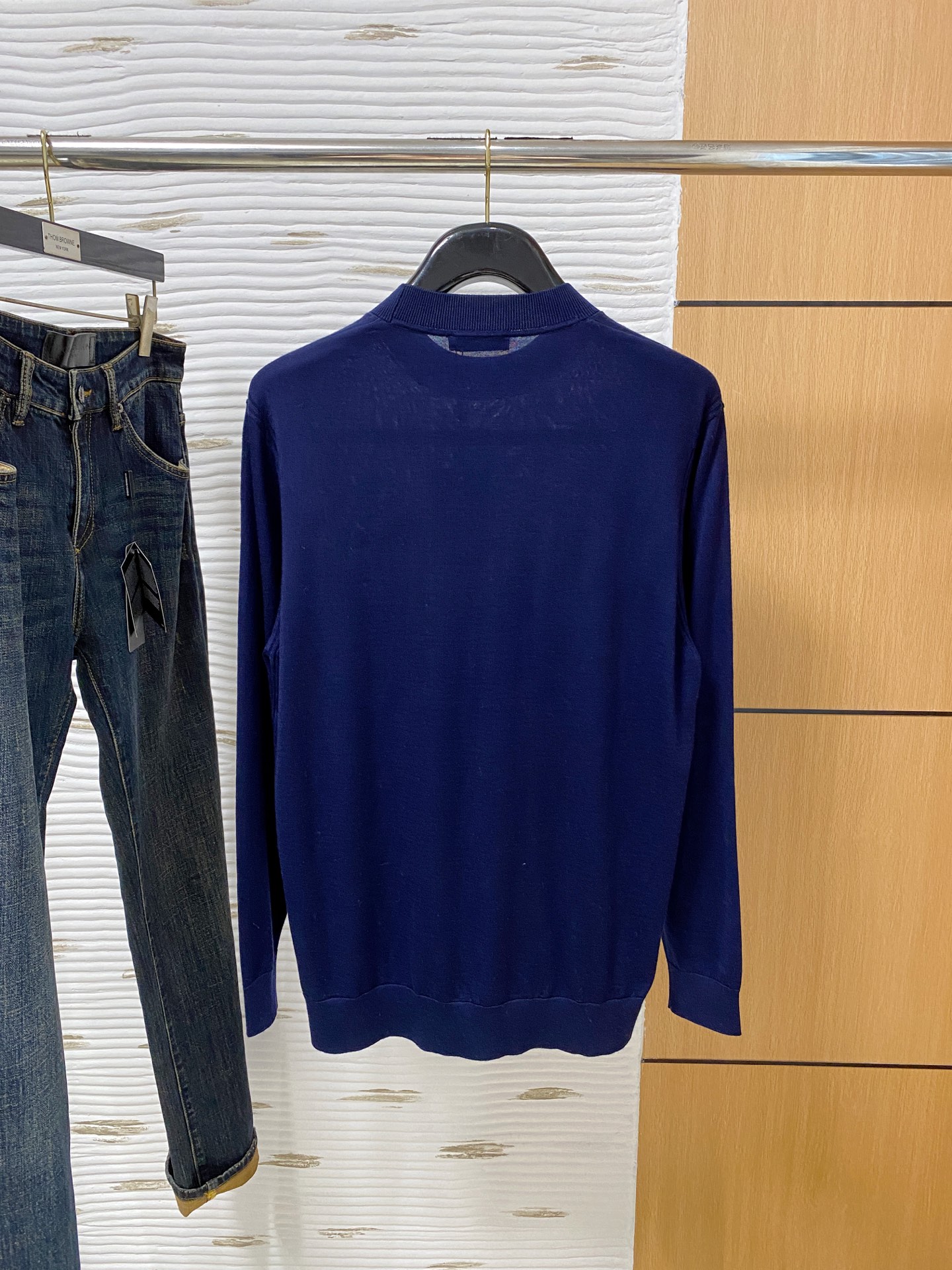  lP🆕。高端100%细美利奴羊毛 保暖更抗起球，秋冬新款高端羊毛套头针织毛衣，时尚刺绣图案提花时尚休闲