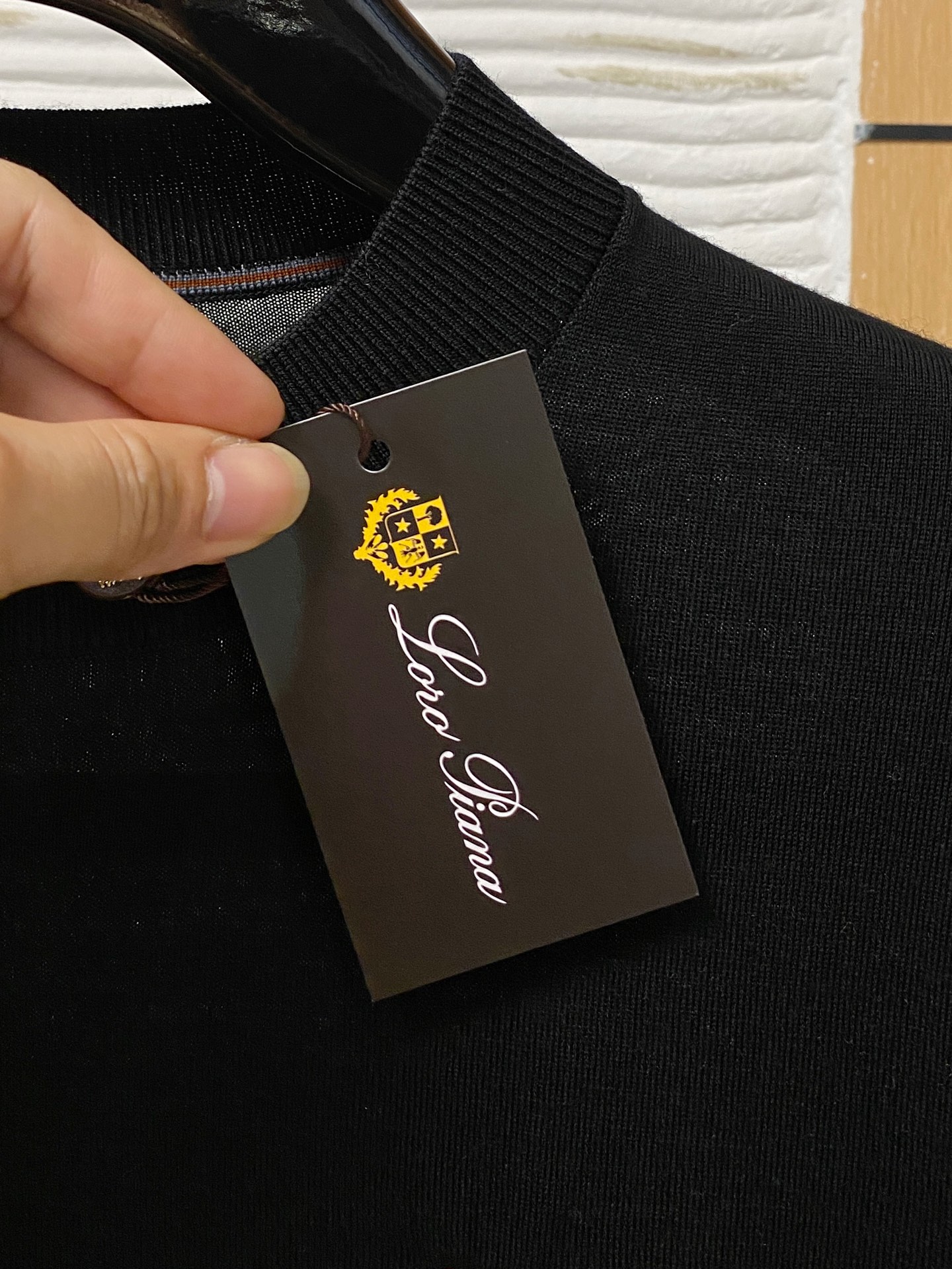  lP🆕。高端100%细美利奴羊毛 保暖更抗起球，秋冬新款高端羊毛套头针织毛衣，时尚刺绣图案提花时尚休闲