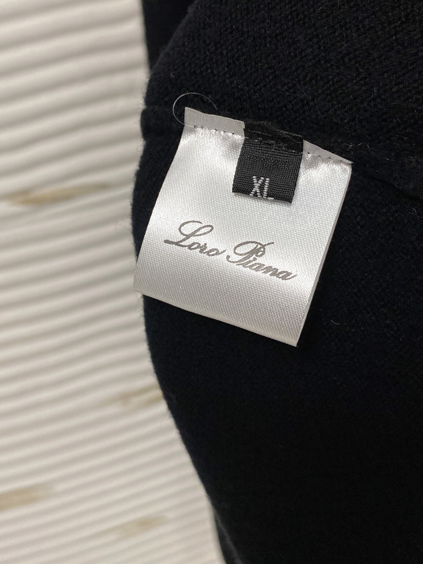 。lP🆕。高端100%美利奴羊毛 保暖更抗起球，秋冬新款高端羊毛套头针织毛衣，时尚刺绣图案提花时尚休闲织