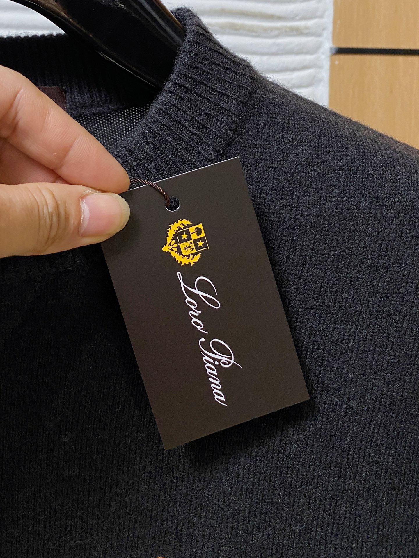 。lP🆕。高端100%美利奴羊毛 保暖更抗起球，秋冬新款高端羊毛套头针织毛衣，时尚刺绣图案提花时尚休闲织