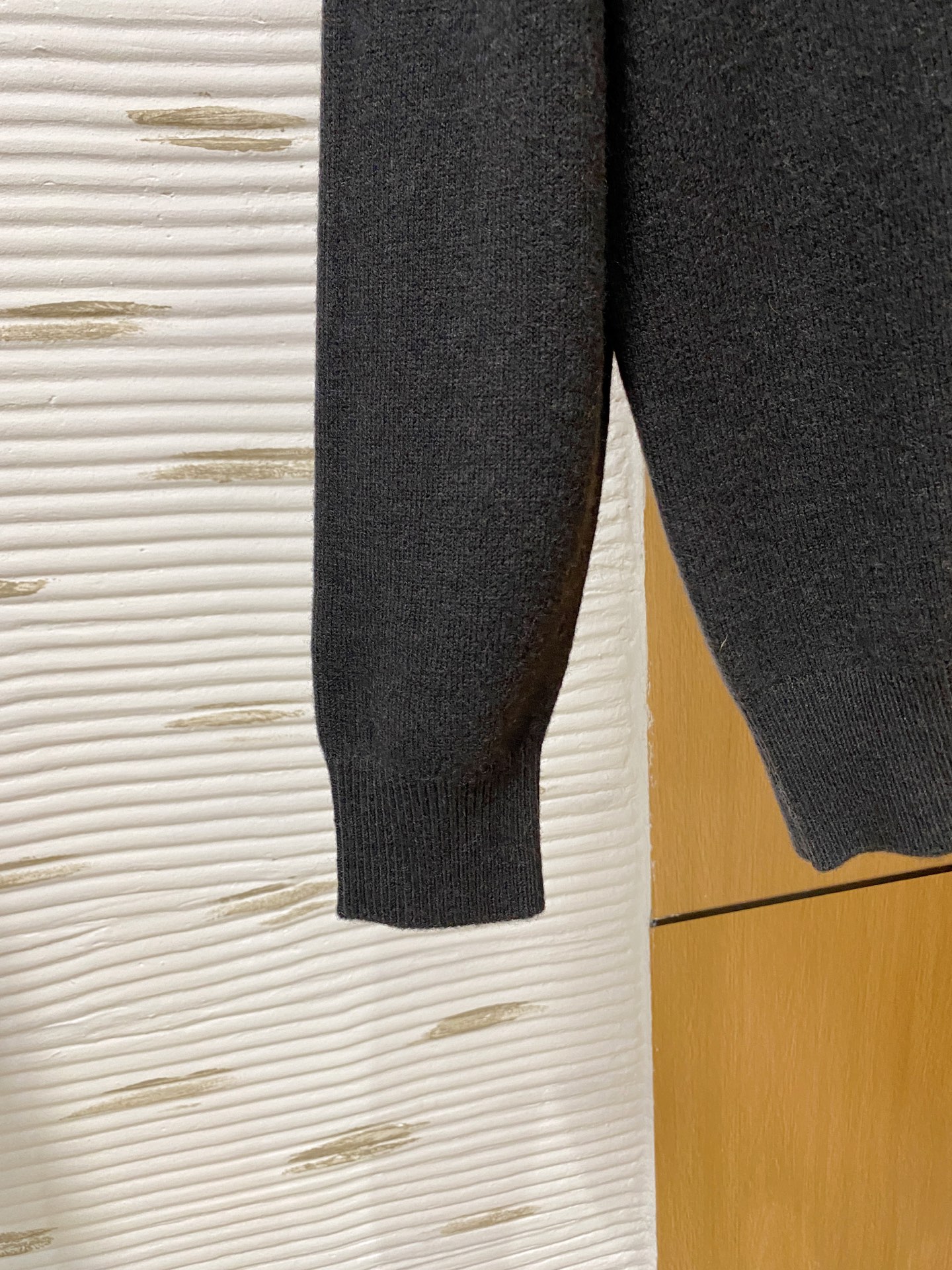 。lP🆕。高端100%美利奴羊毛 保暖更抗起球，秋冬新款高端羊毛套头针织毛衣，时尚刺绣图案提花时尚休闲织