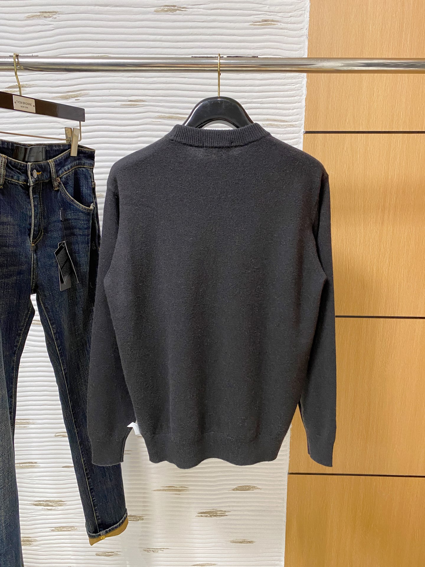 。lP🆕。高端100%美利奴羊毛 保暖更抗起球，秋冬新款高端羊毛套头针织毛衣，时尚刺绣图案提花时尚休闲织