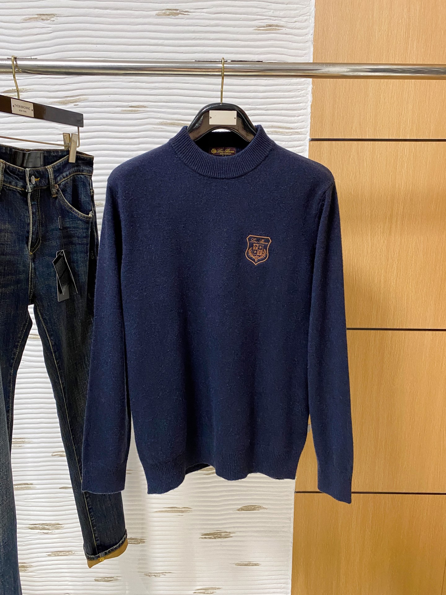 。lP🆕。高端100%美利奴羊毛 保暖更抗起球，秋冬新款高端羊毛套头针织毛衣，时尚刺绣图案提花时尚休闲织