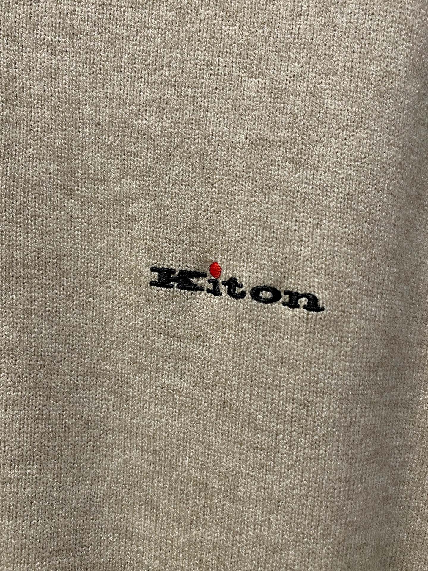 。其吨*高端100%美利奴羊毛 保暖更抗起球，秋冬新款高端羊毛套头针织毛衣，时尚刺绣图案提花时尚休闲织衫