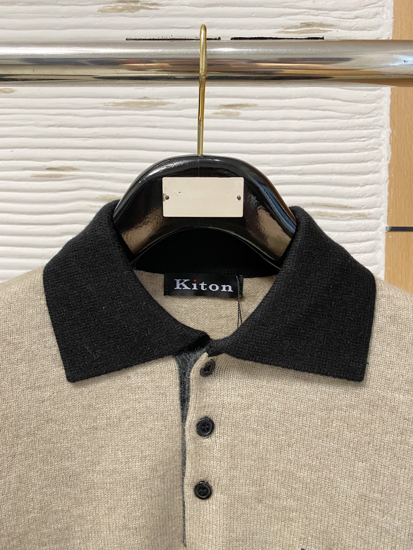 。其吨*高端100%美利奴羊毛 保暖更抗起球，秋冬新款高端羊毛套头针织毛衣，时尚刺绣图案提花时尚休闲织衫